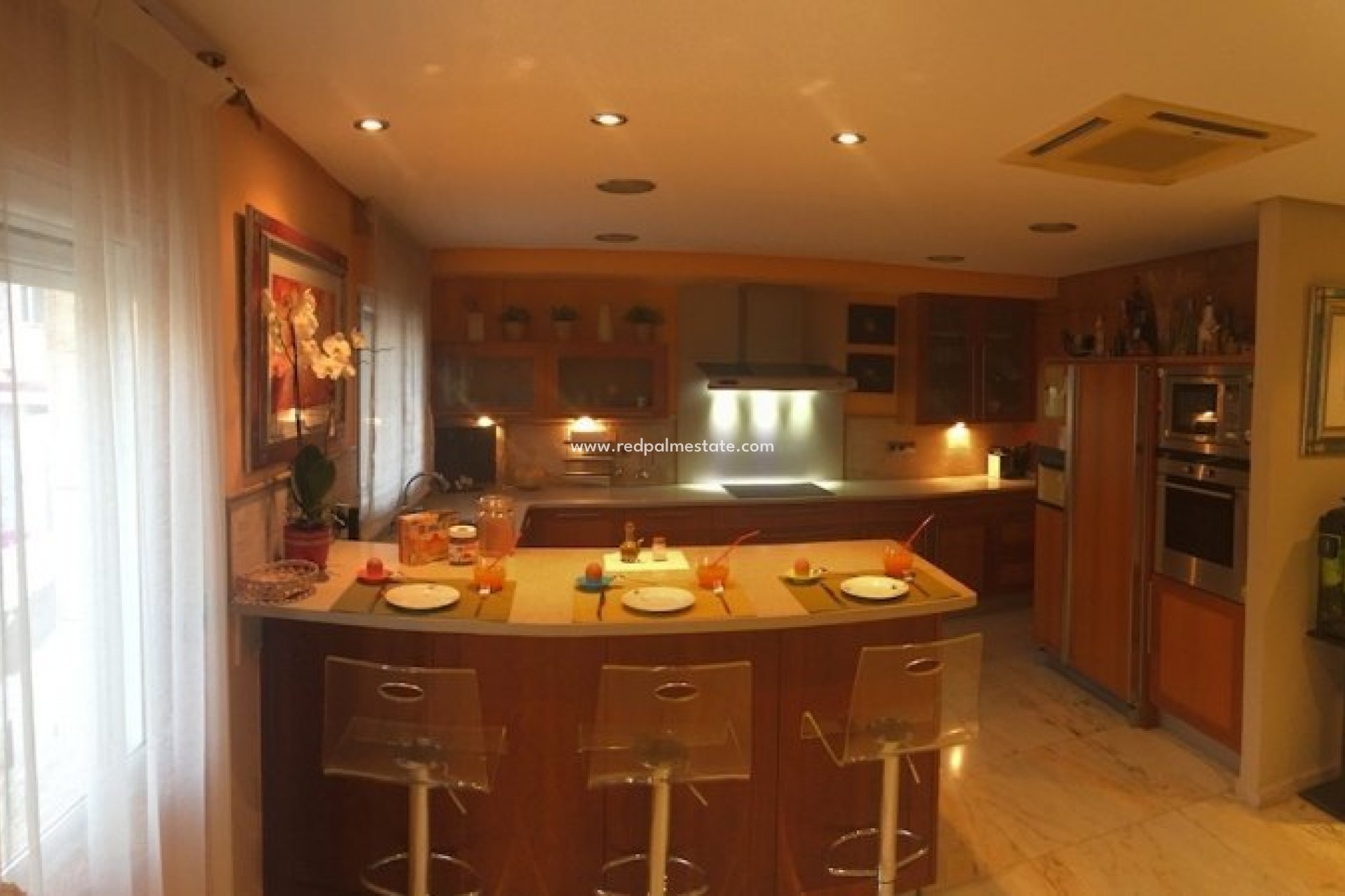 Resale - Bungalow -
Jávea