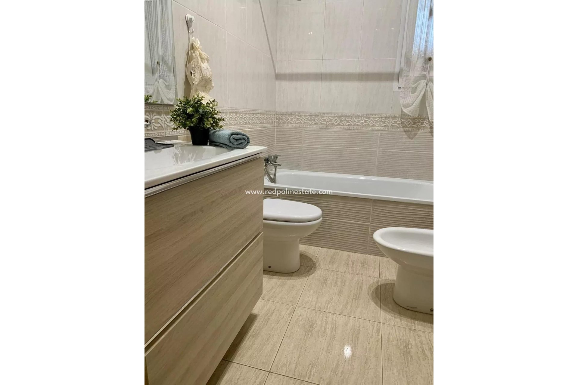 Resale - Bungalow -
Montesinos - Pueblo 8