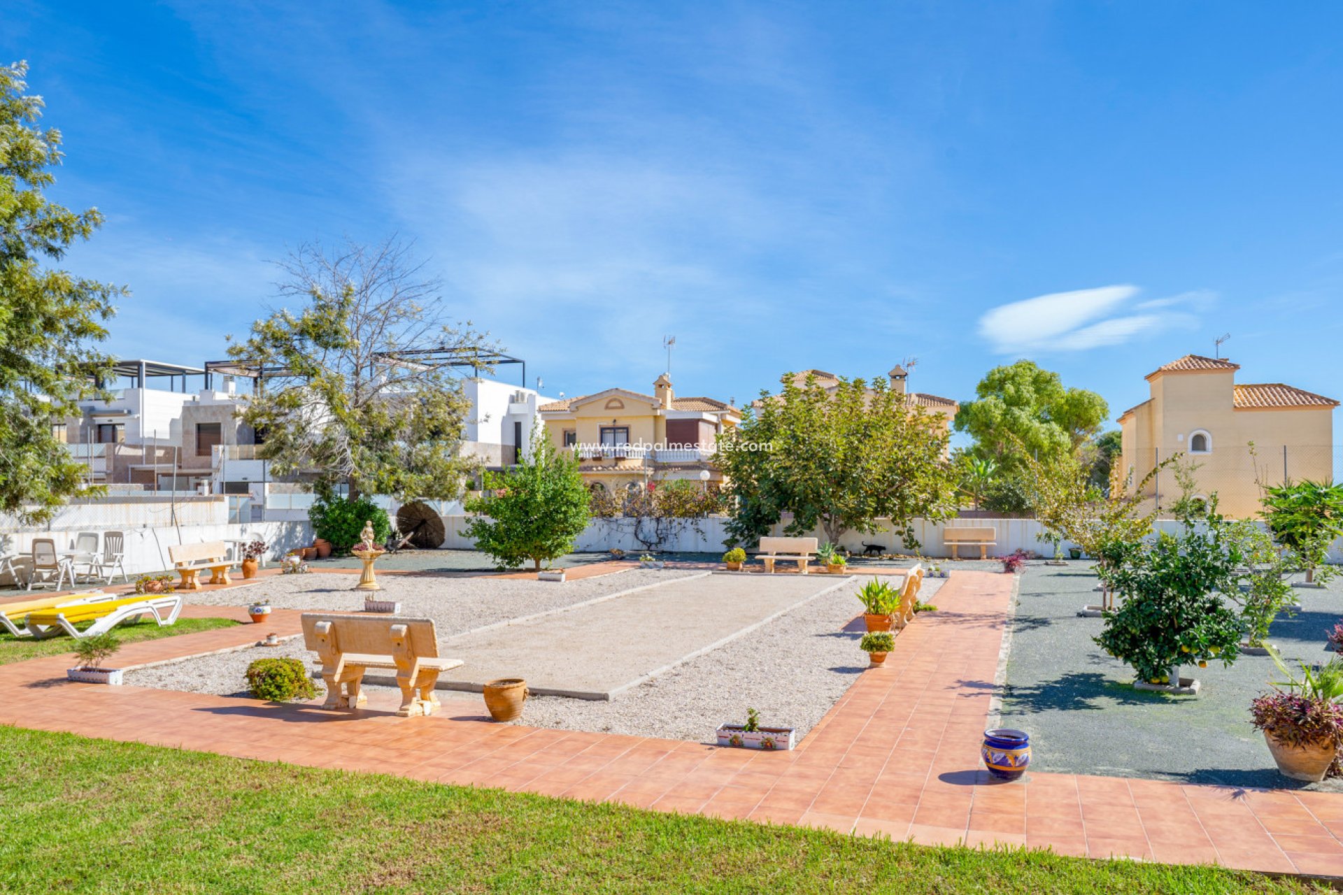 Resale - Bungalow -
Orihuela Costa - Cabo Roig