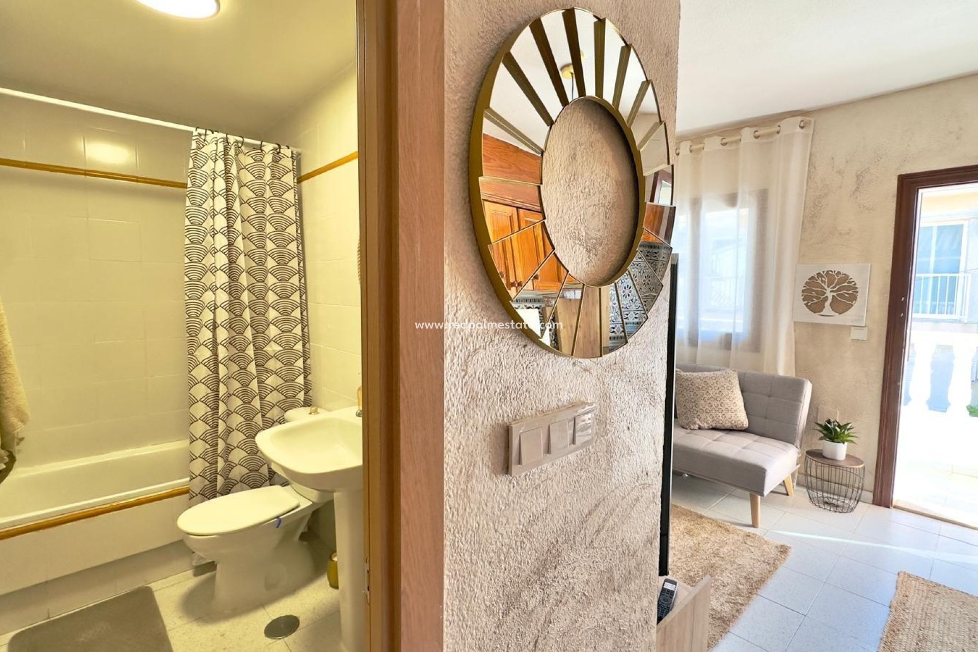 Resale - Bungalow -
Orihuela Costa - Cabo Roig