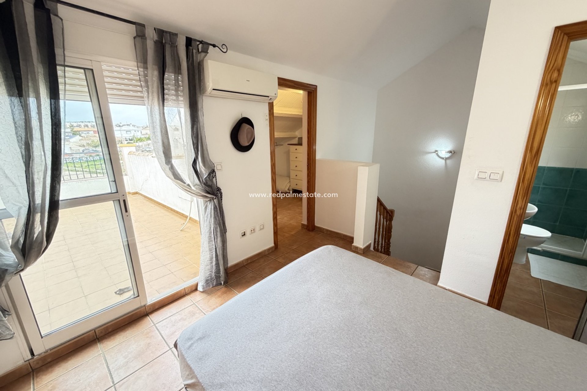 Resale - Bungalow -
Orihuela Costa - Cabo Roig