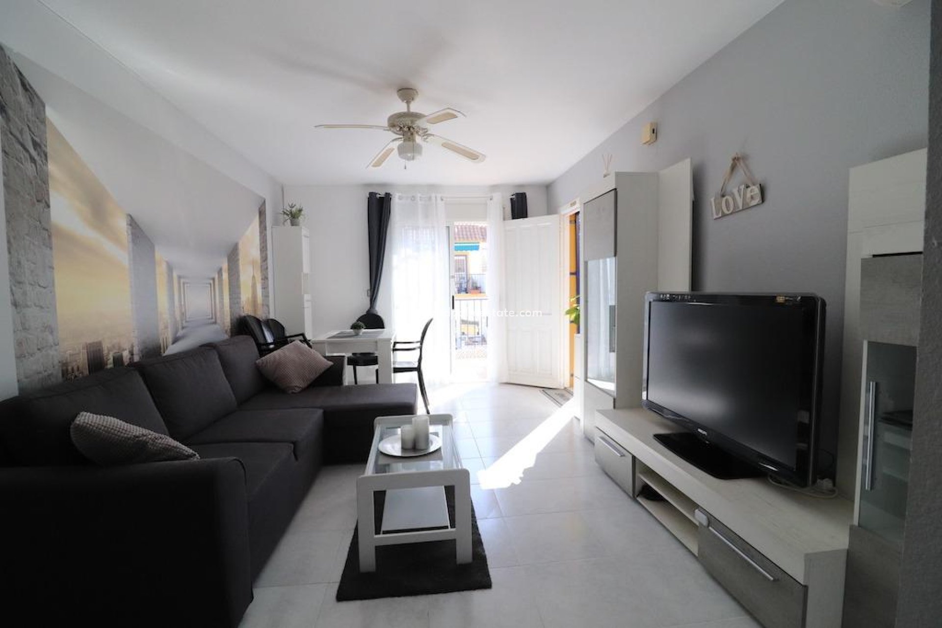 Resale - Bungalow -
Orihuela Costa - Costa Blanca