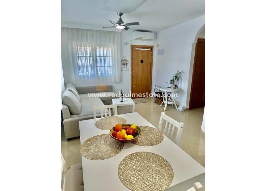 Resale - Bungalow -
Orihuela Costa - Costa Blanca