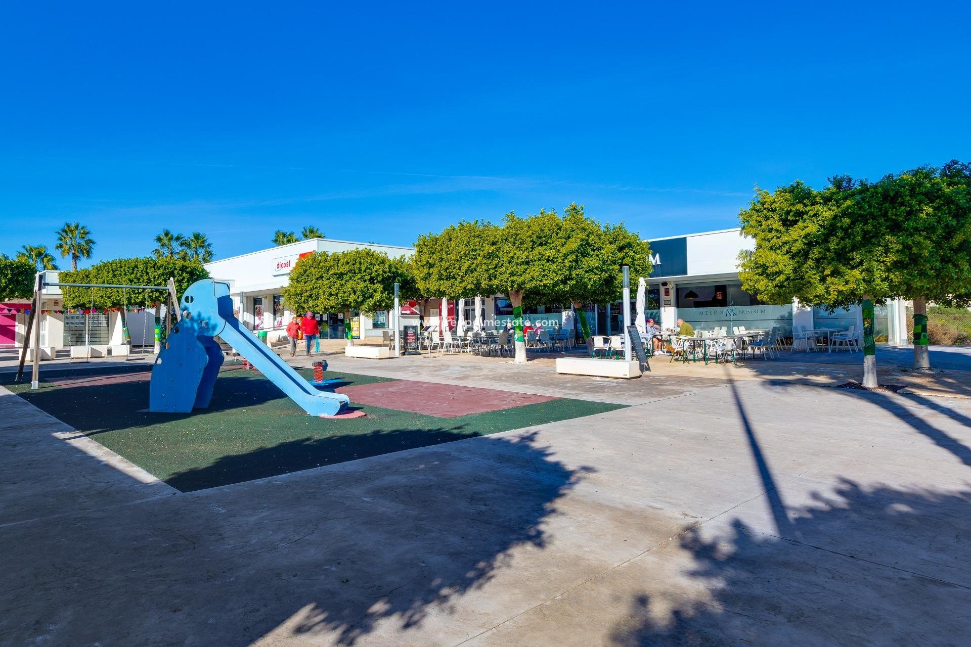 Resale - Bungalow -
Orihuela Costa - Desamparados-hurchillo-torremendo