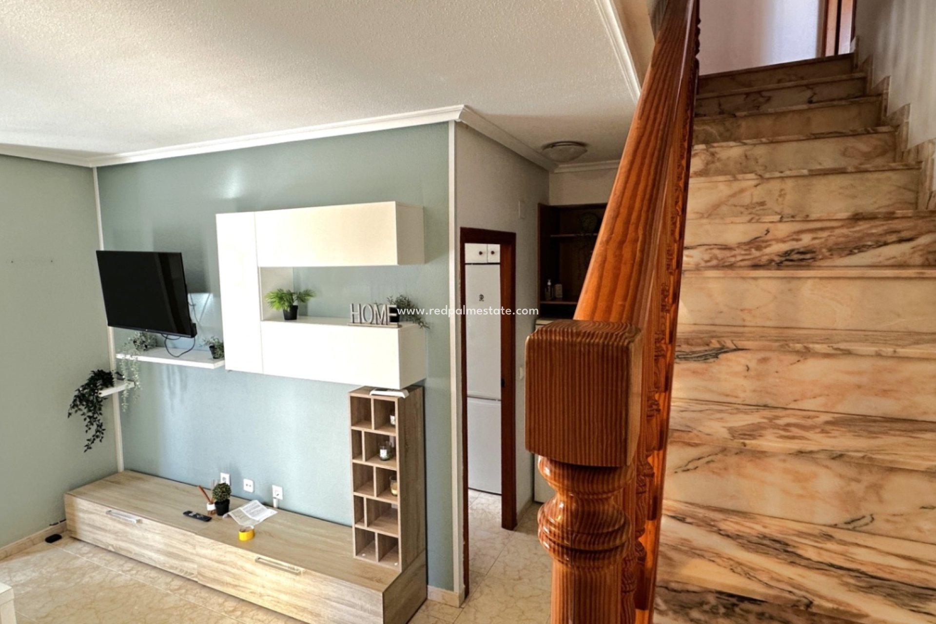 Resale - Bungalow -
Orihuela Costa - Inland