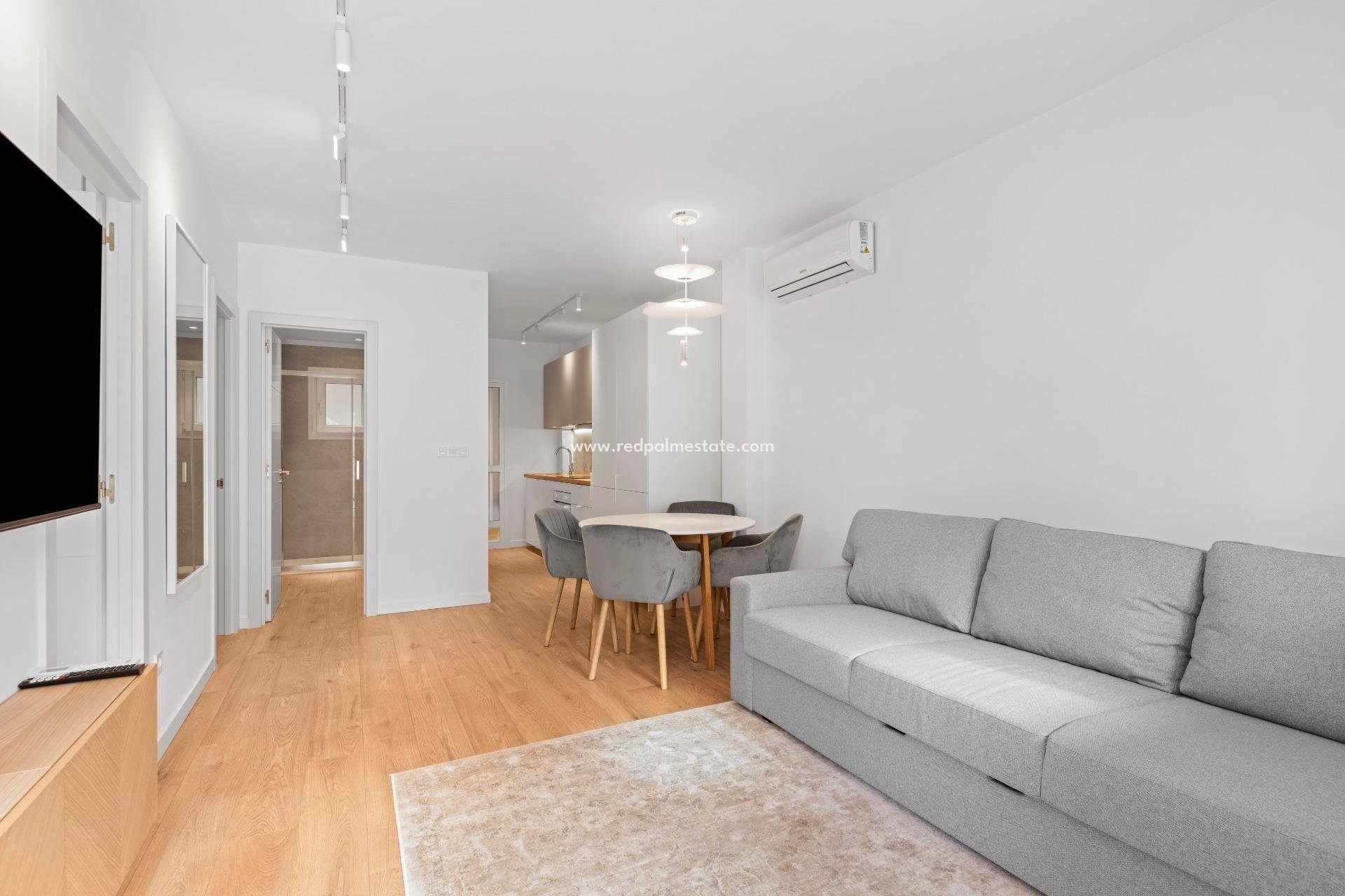 Resale - Bungalow -
Orihuela Costa - La Ciñuelica