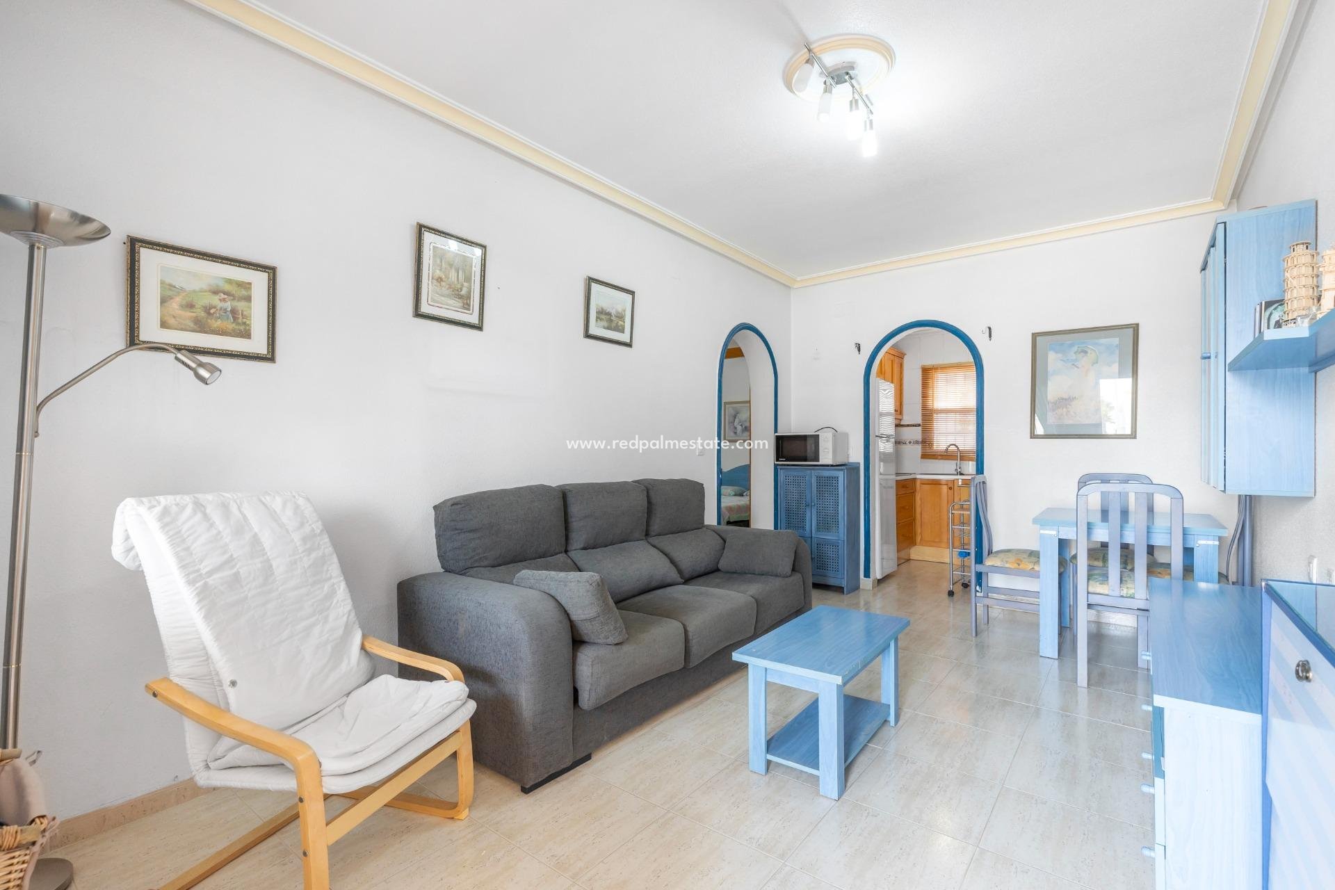 Resale - Bungalow -
Orihuela Costa - La Florida