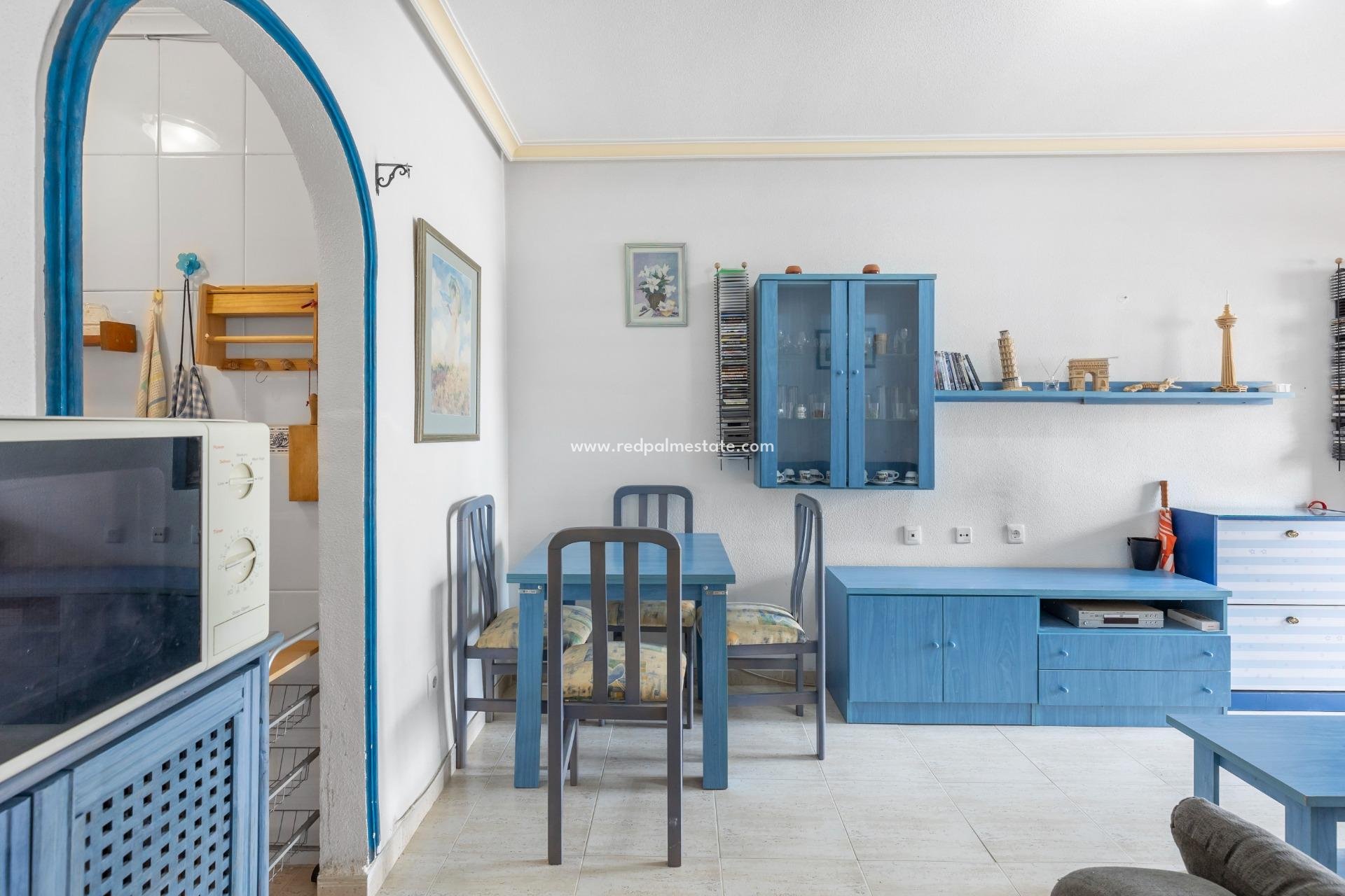 Resale - Bungalow -
Orihuela Costa - La Florida