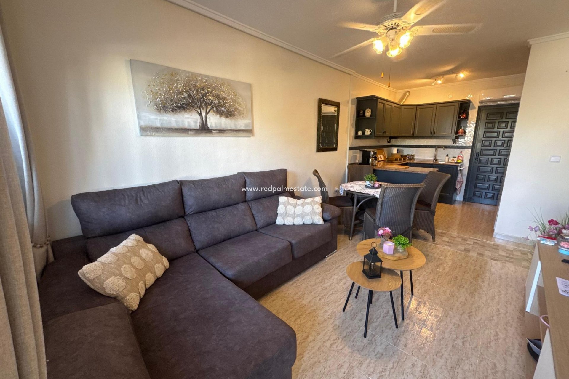 Resale - Bungalow -
Orihuela Costa - La Florida