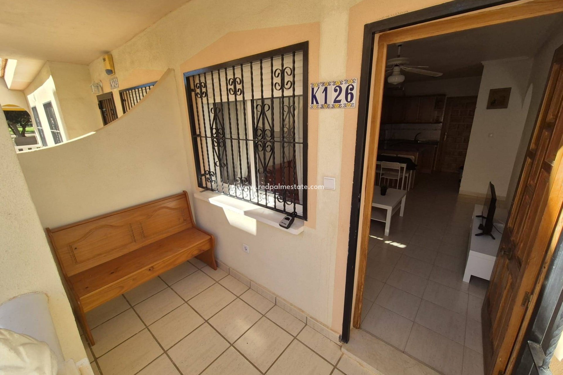 Resale - Bungalow -
Orihuela Costa - La Florida