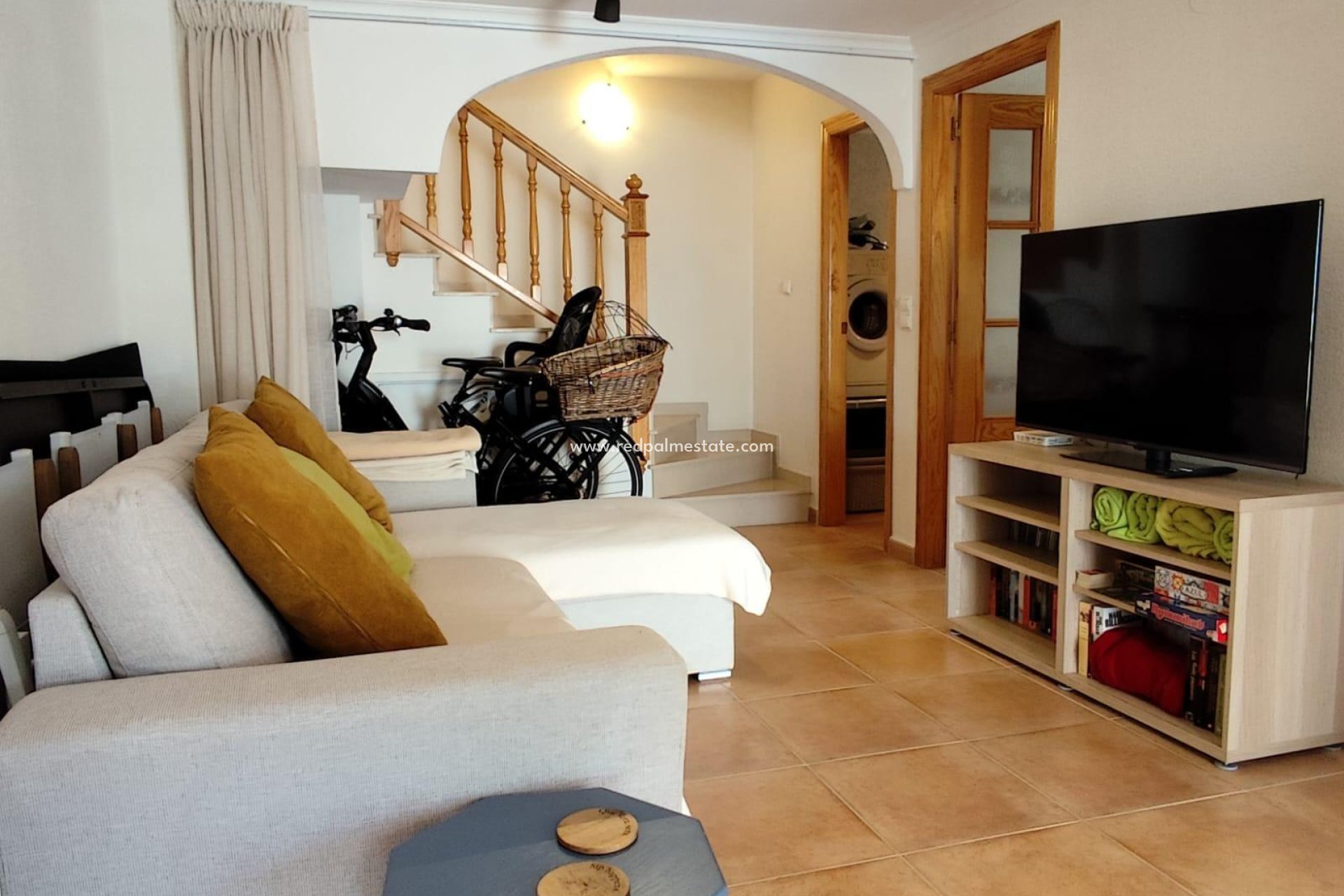 Resale - Bungalow -
Orihuela Costa - La Florida