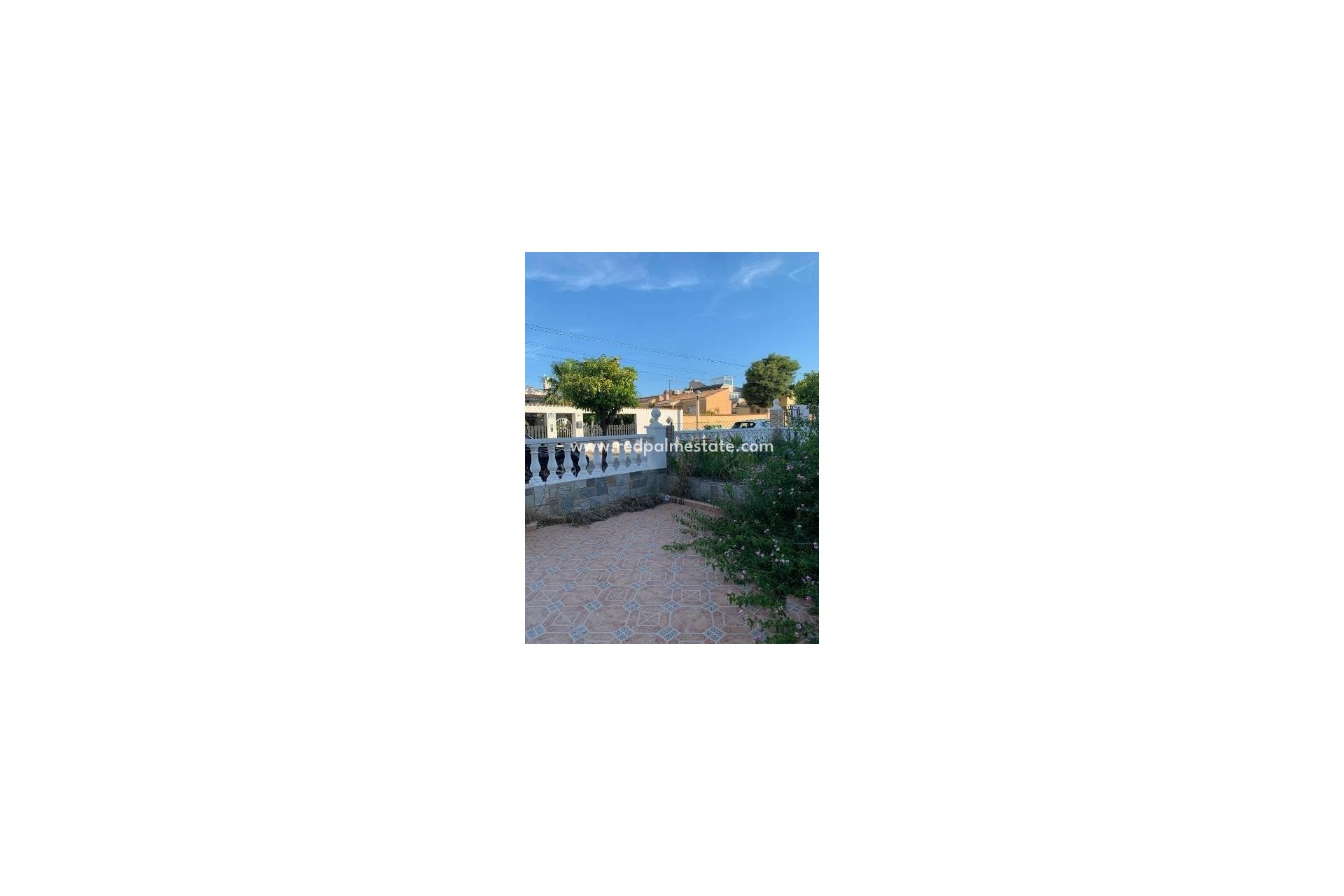 Resale - Bungalow -
Orihuela Costa - La Regia