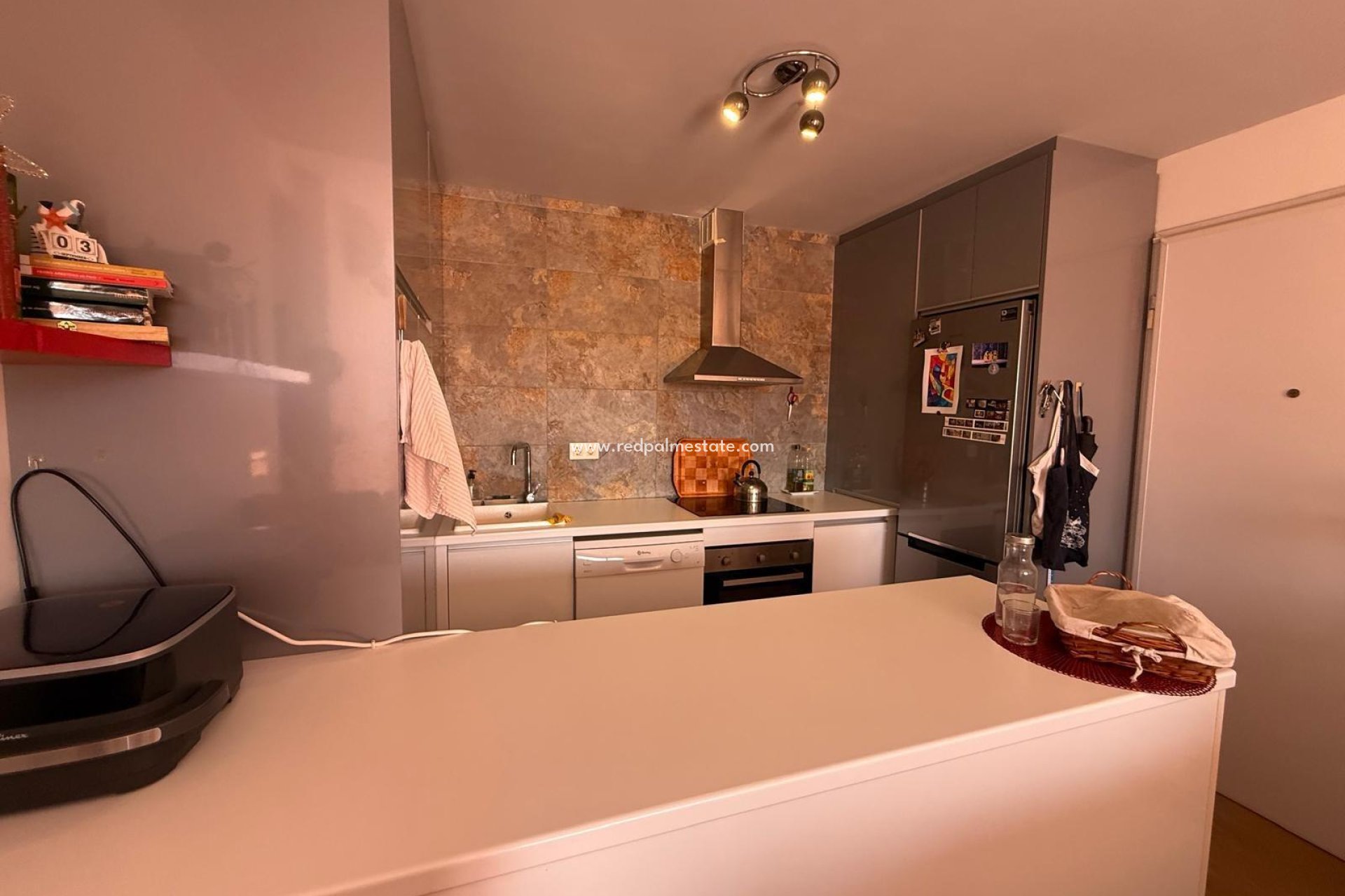 Resale - Bungalow -
Orihuela Costa - La Zenia