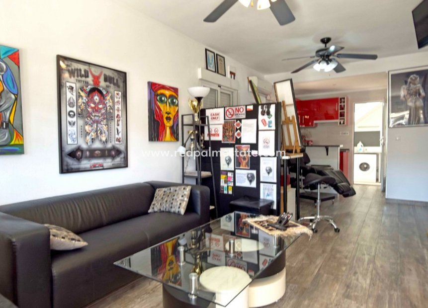 Resale - Bungalow -
Orihuela Costa - La Zenia