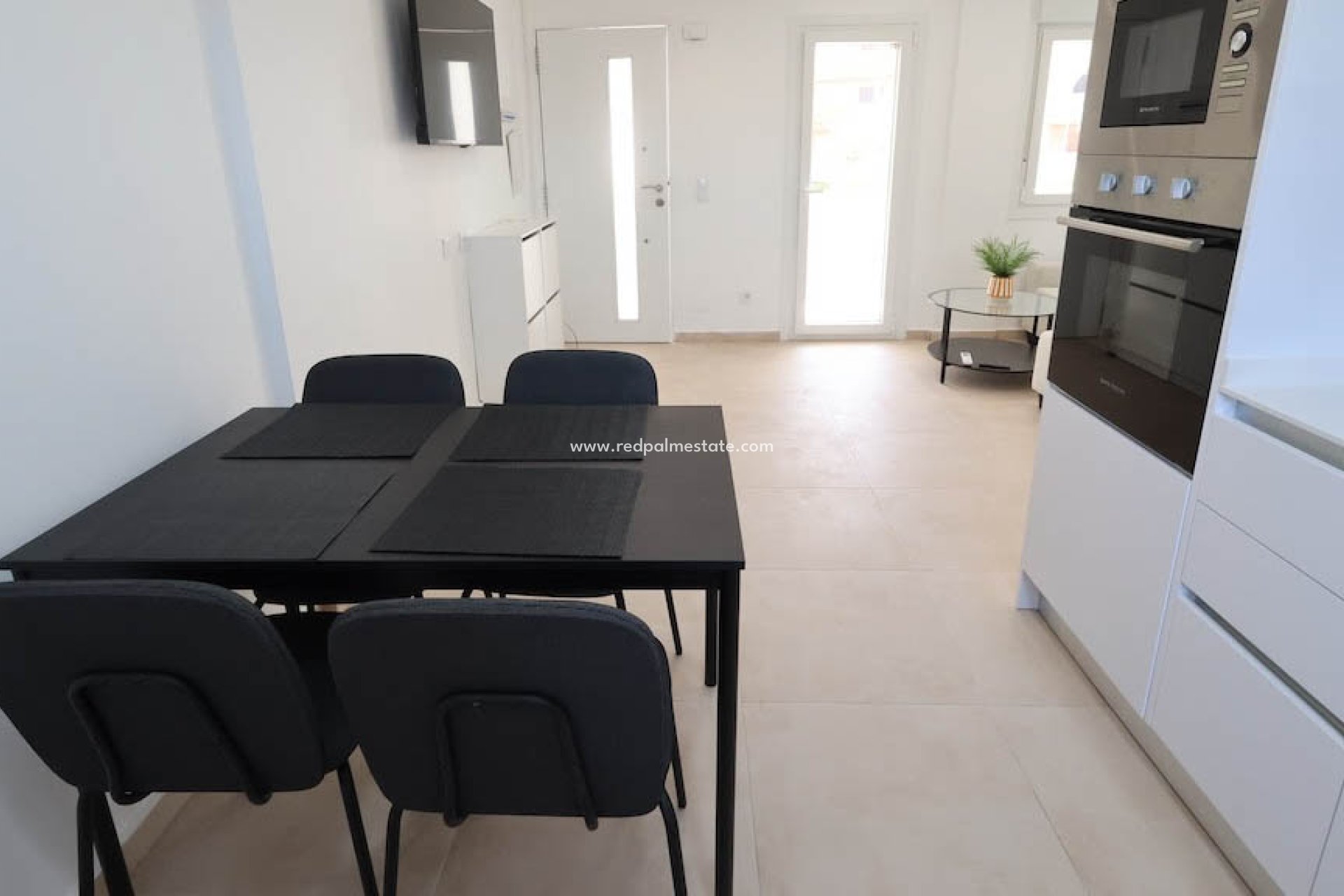 Resale - Bungalow -
Orihuela Costa - La Zenia