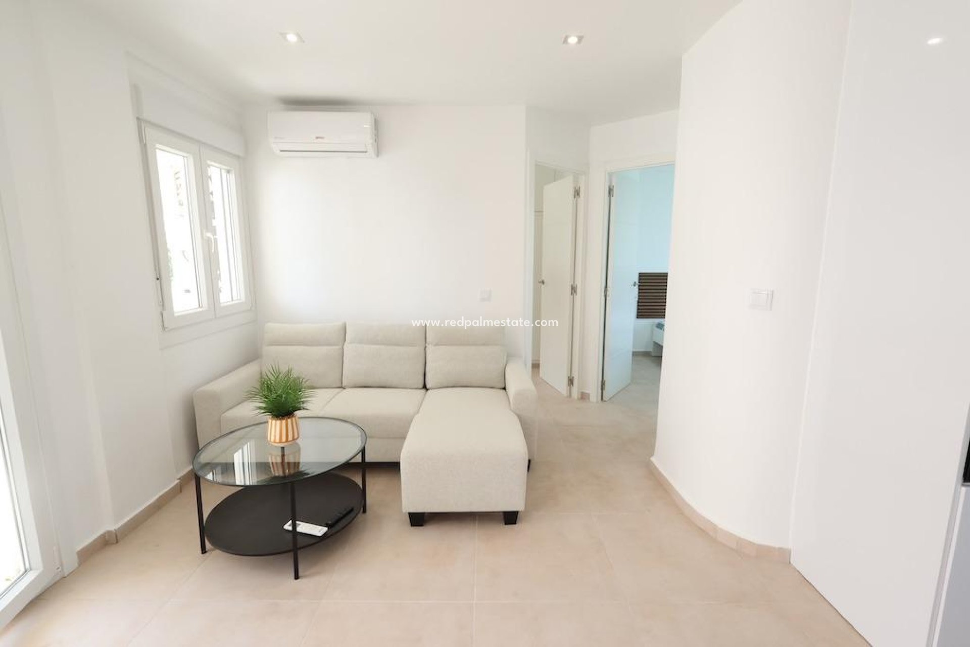 Resale - Bungalow -
Orihuela Costa - La Zenia