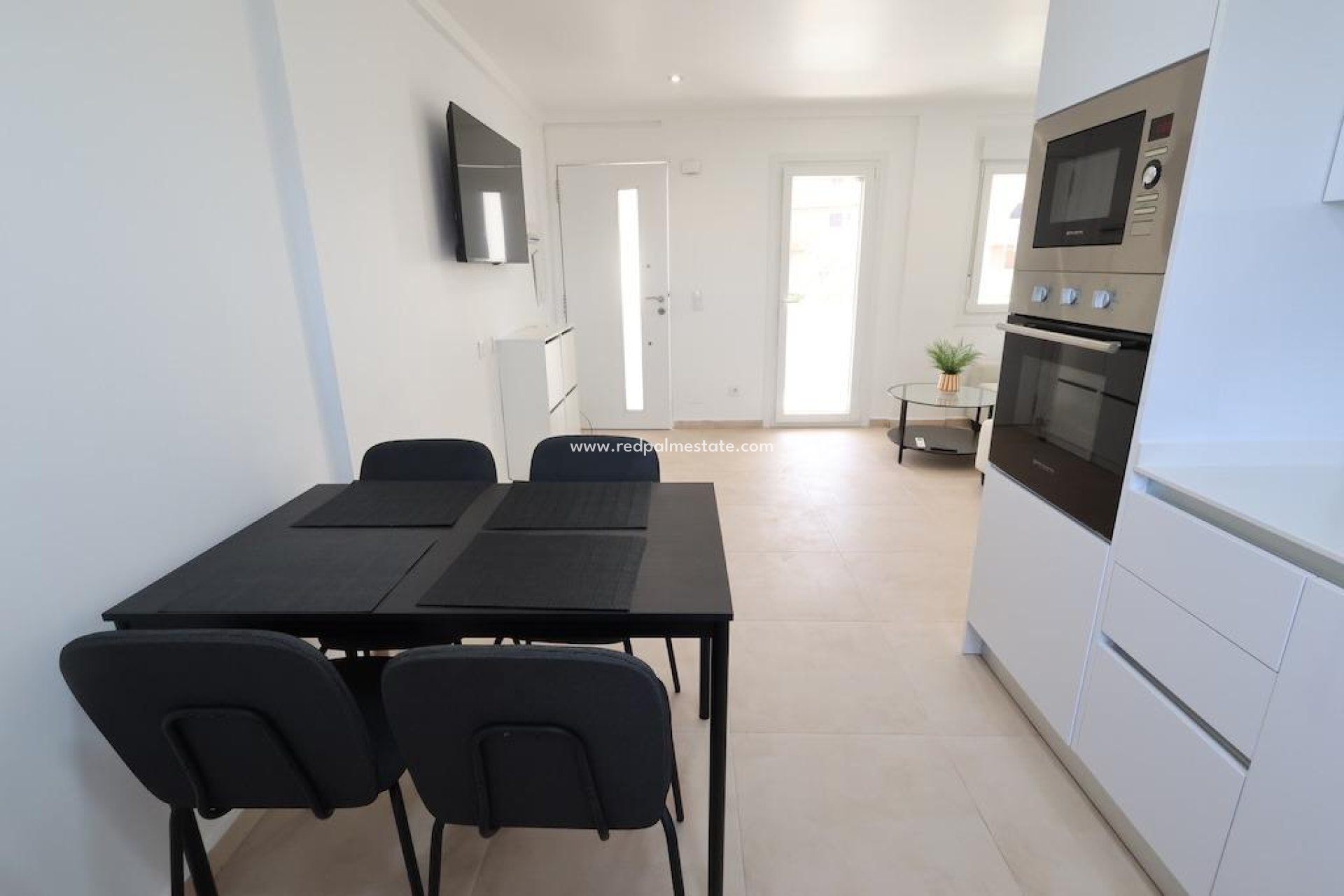Resale - Bungalow -
Orihuela Costa - La Zenia