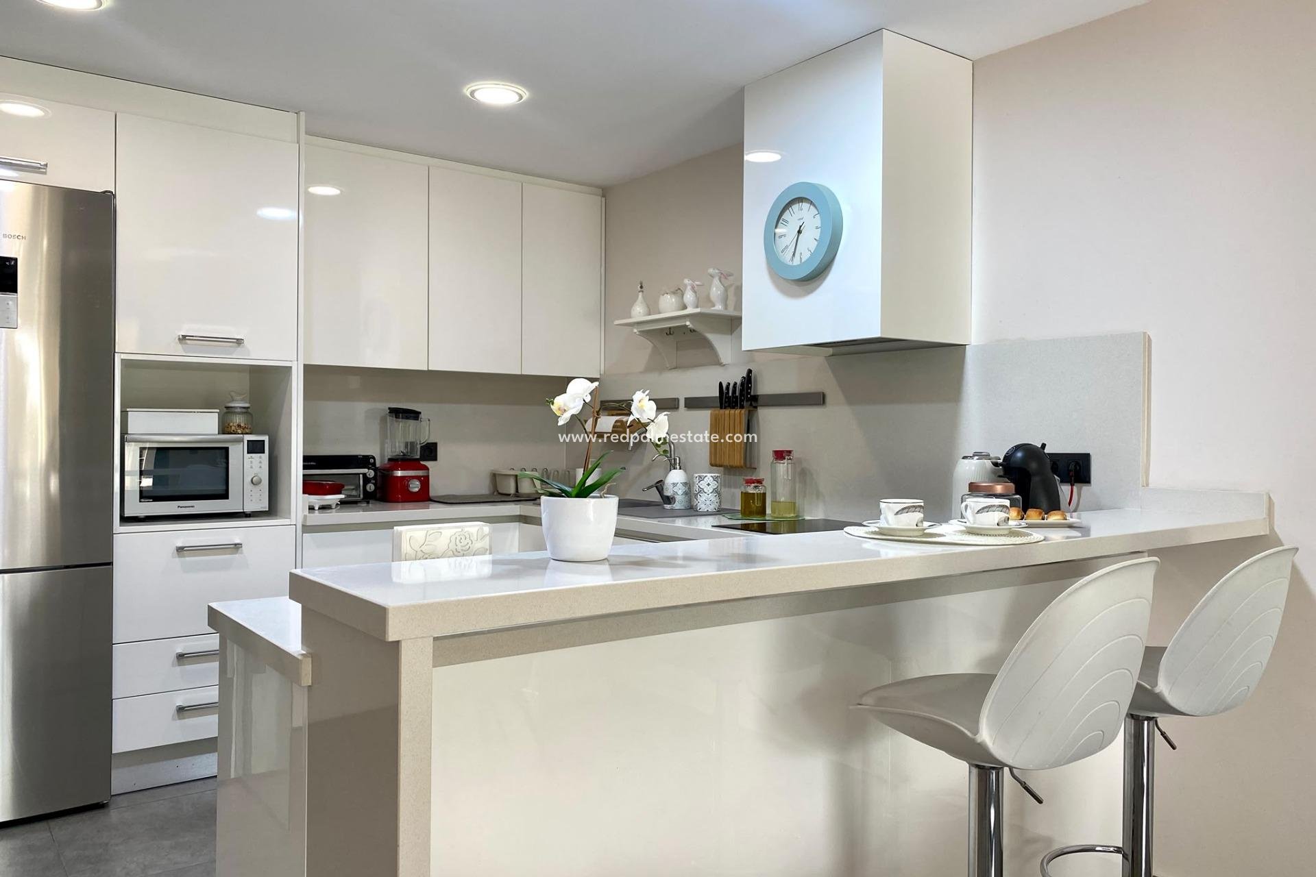 Resale - Bungalow -
Orihuela Costa - Las Ramblas Golf