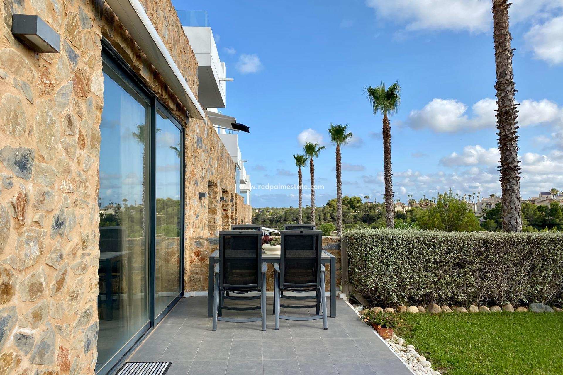 Resale - Bungalow -
Orihuela Costa - Las Ramblas Golf