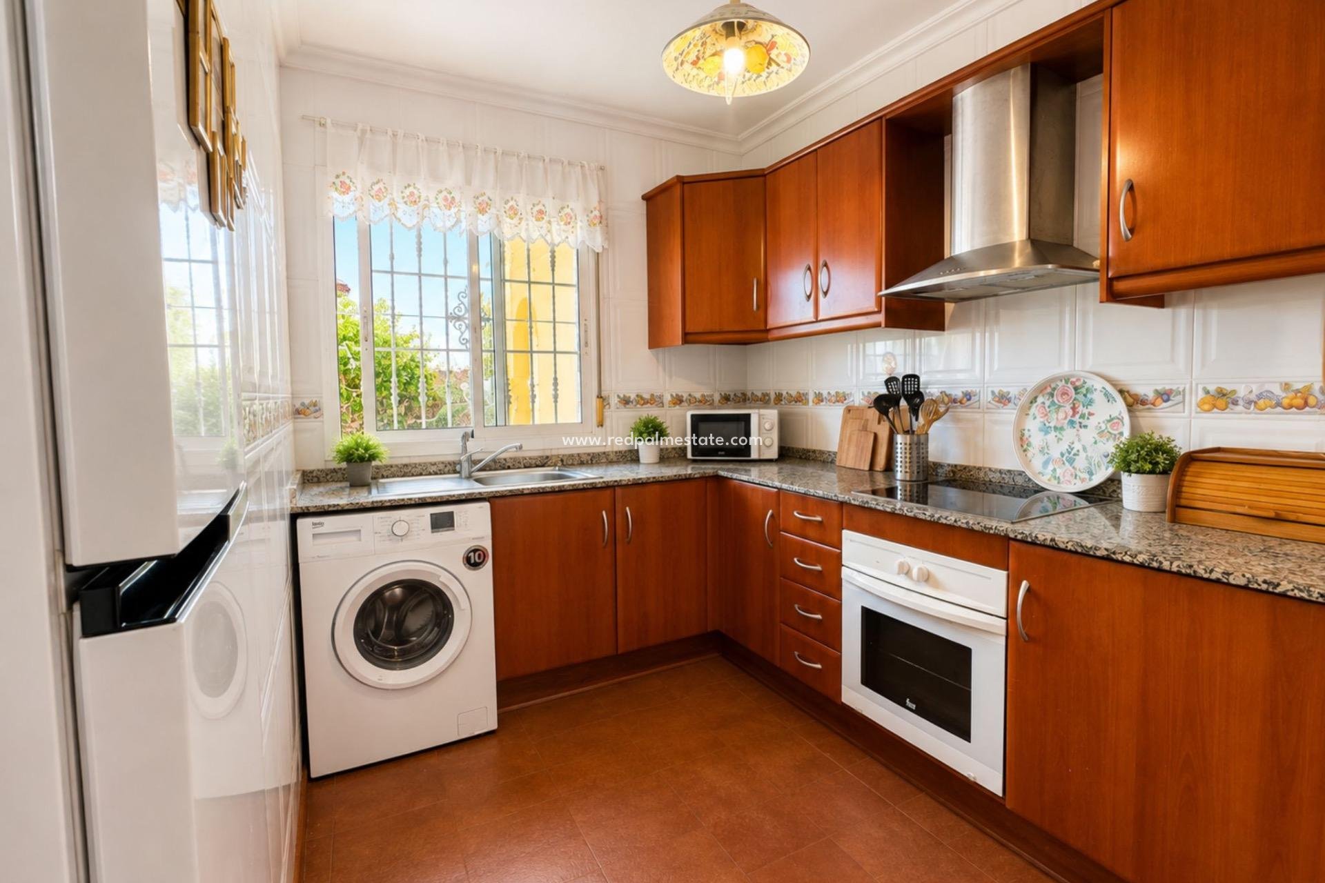 Resale - Bungalow -
Orihuela Costa - Lomas de Cabo Roig