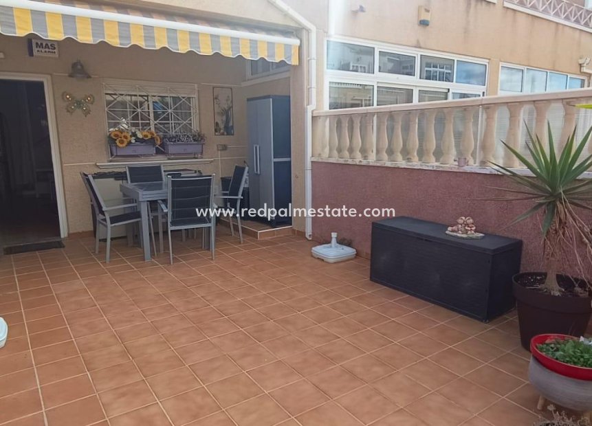 Resale - Bungalow -
Orihuela Costa - Los Almendros-la Florida