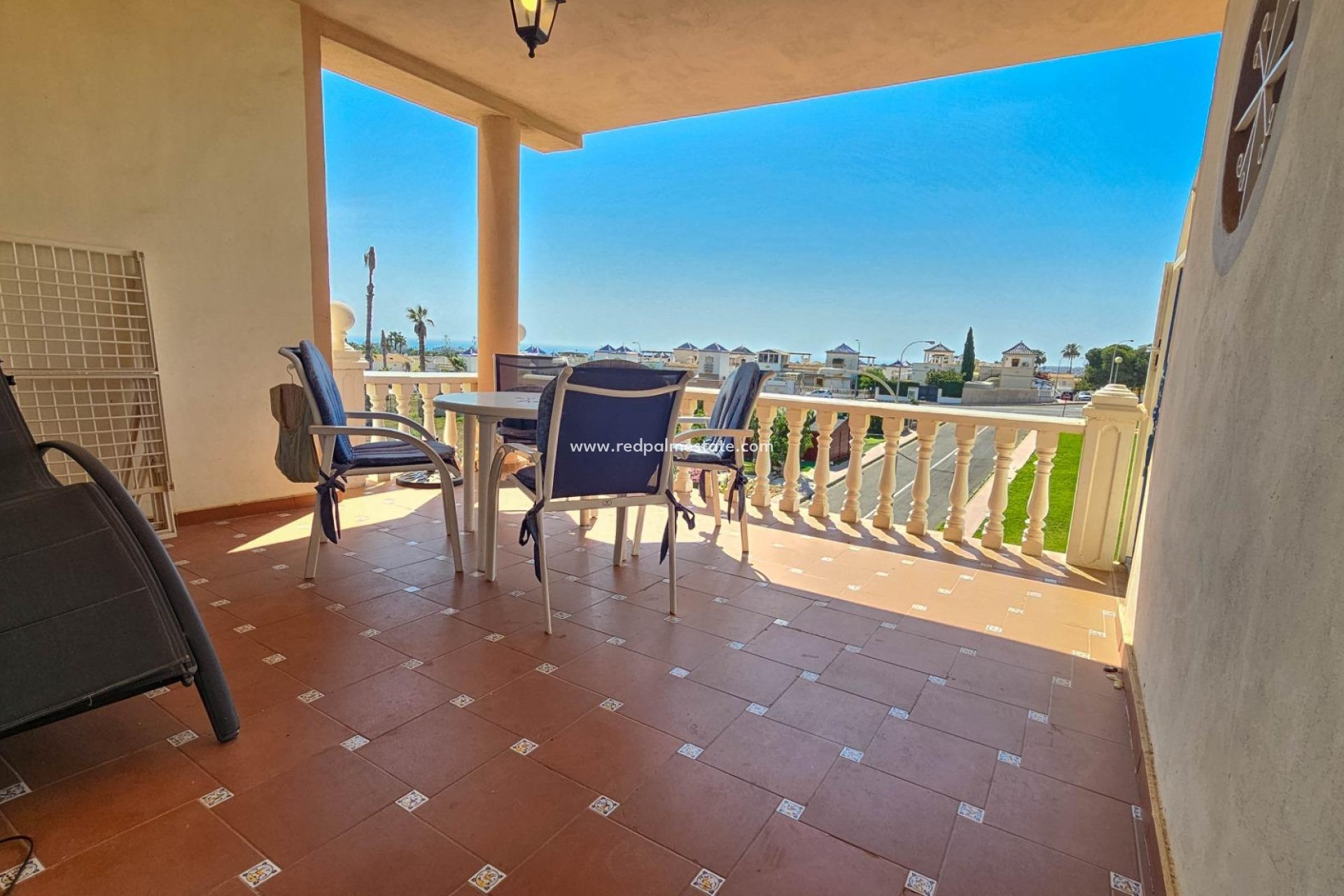 Resale - Bungalow -
Orihuela Costa - Los altos