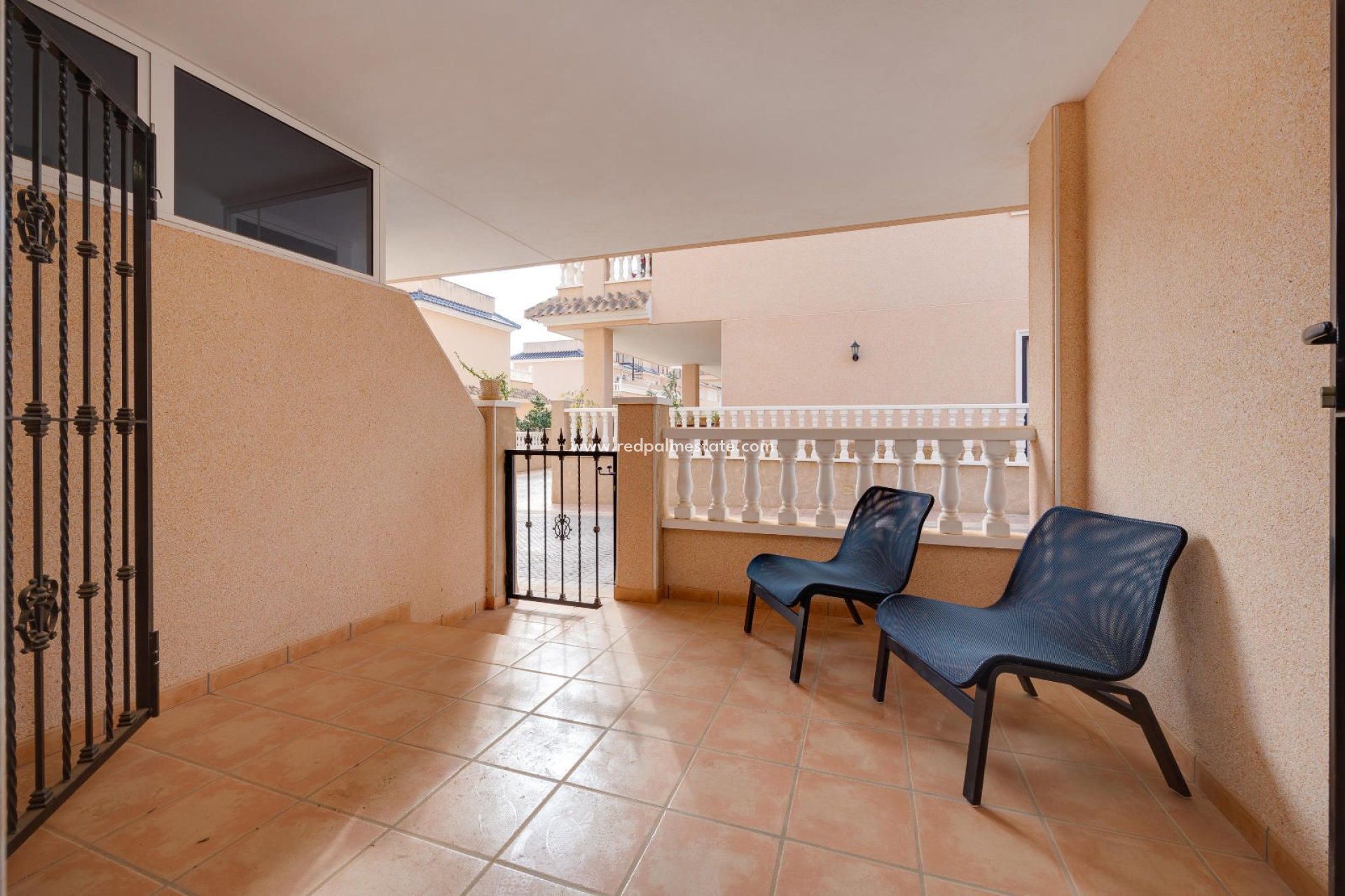 Resale - Bungalow -
Orihuela Costa - Los dolses