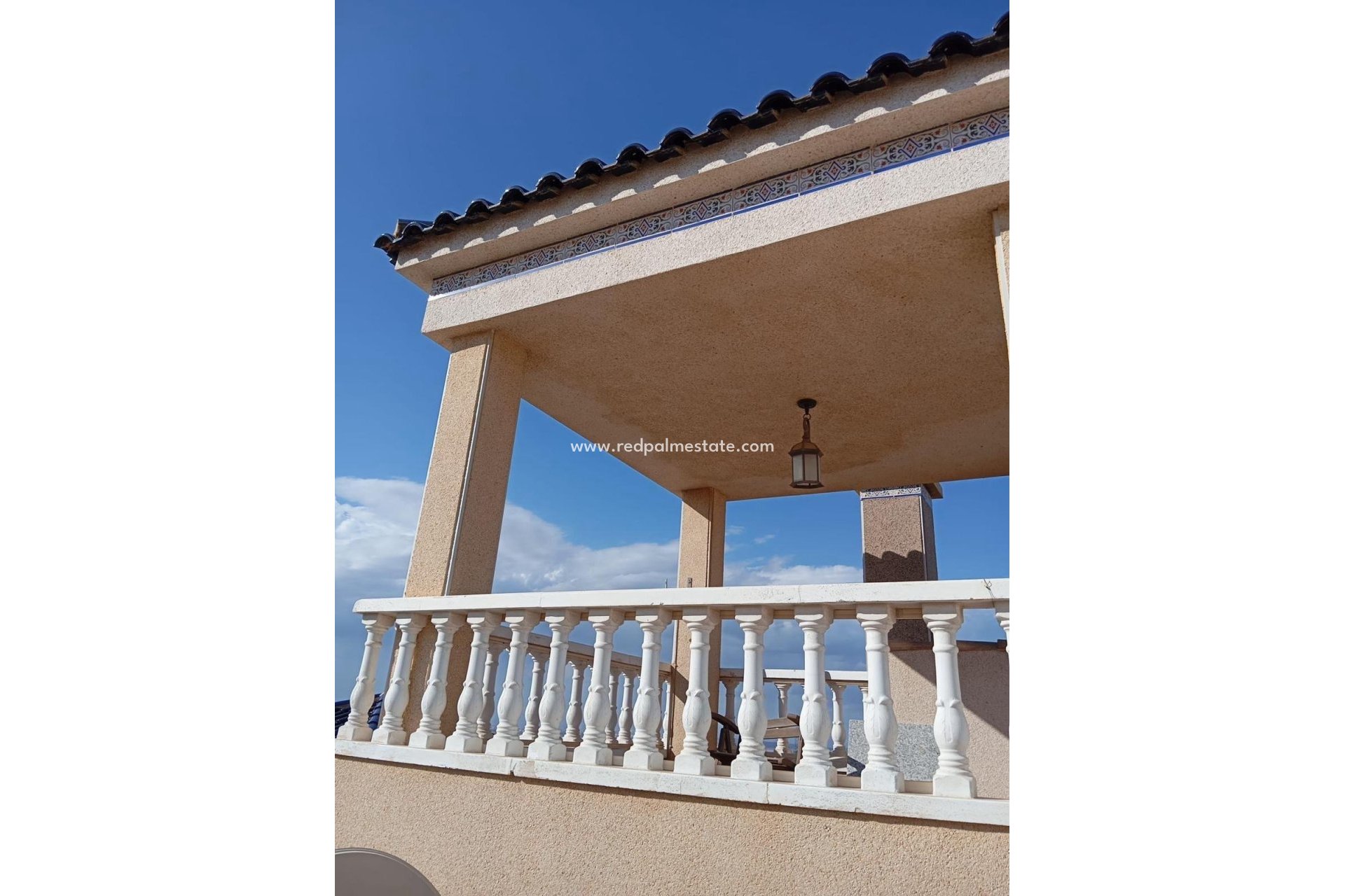 Resale - Bungalow -
Orihuela Costa - PAU 26