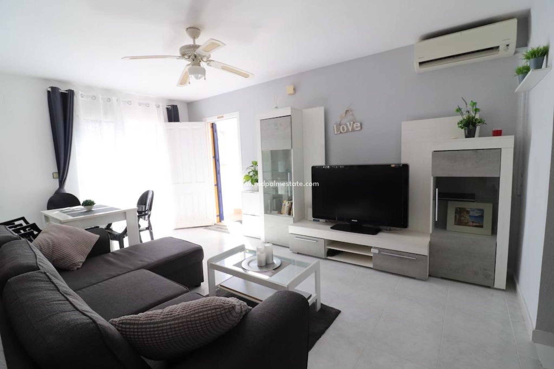 Resale - Bungalow -
Orihuela Costa - Playa Flamenca