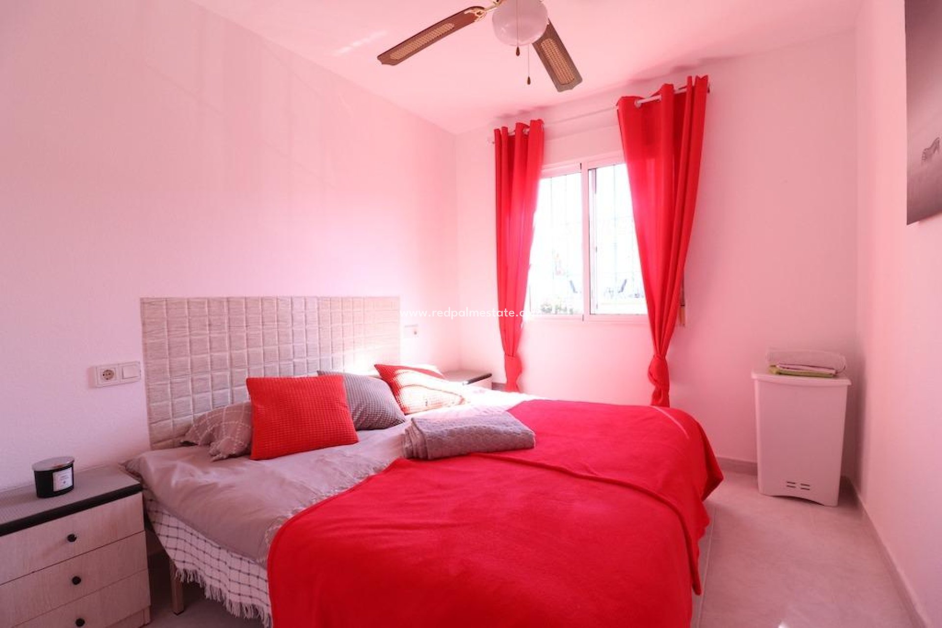 Resale - Bungalow -
Orihuela Costa - Playa Flamenca