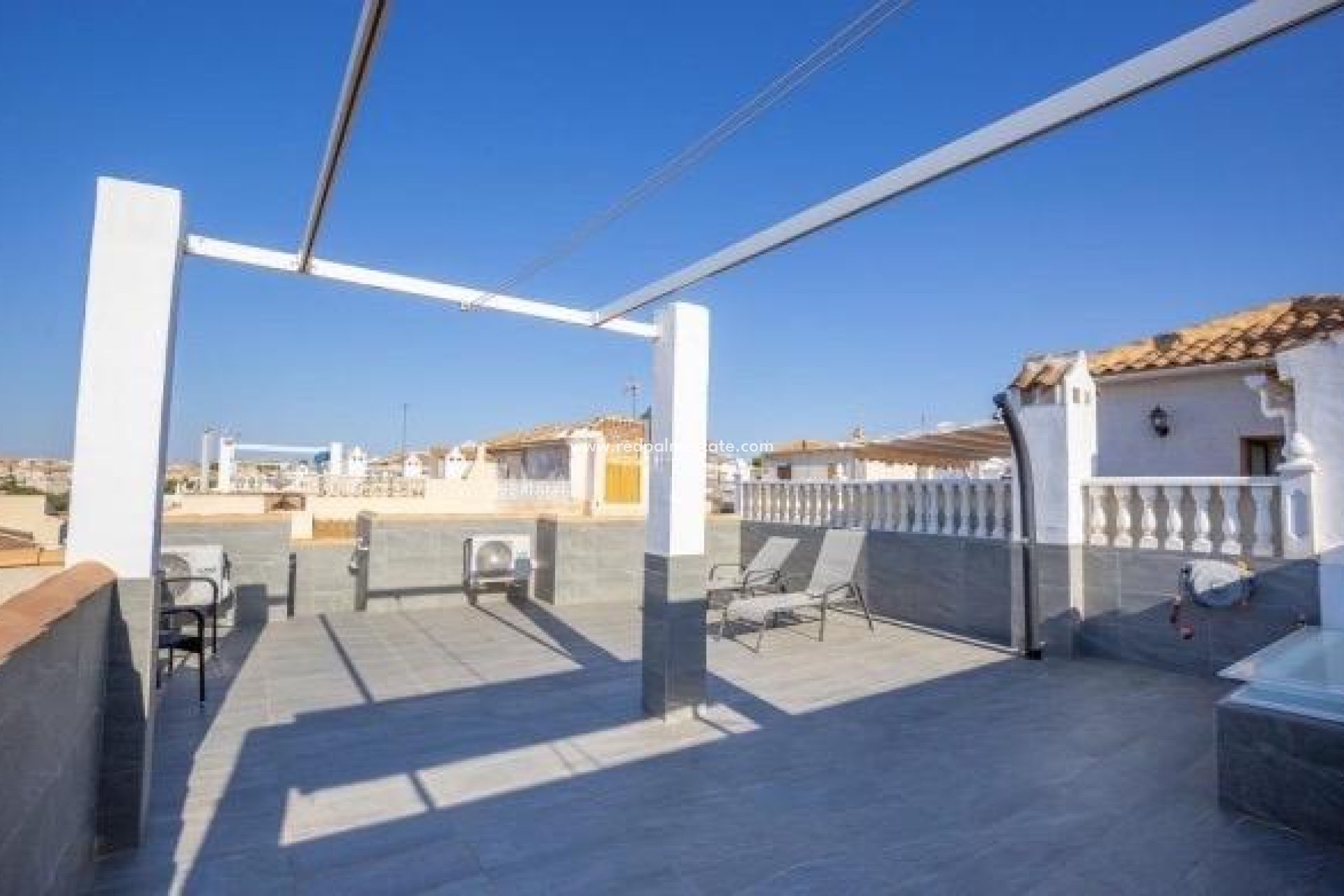 Resale - Bungalow -
Orihuela Costa - Playa Flamenca