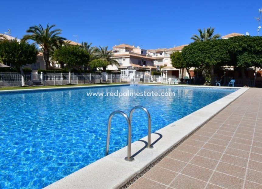Resale - Bungalow -
Orihuela Costa - Playa Flamenca