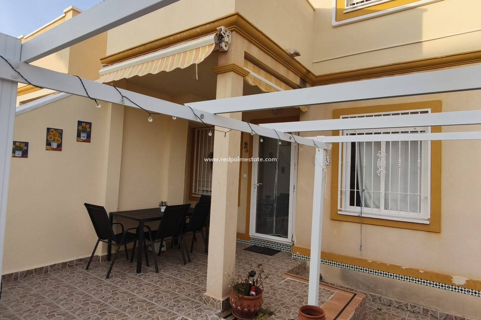 Resale - Bungalow -
Orihuela Costa - Playa Flamenca