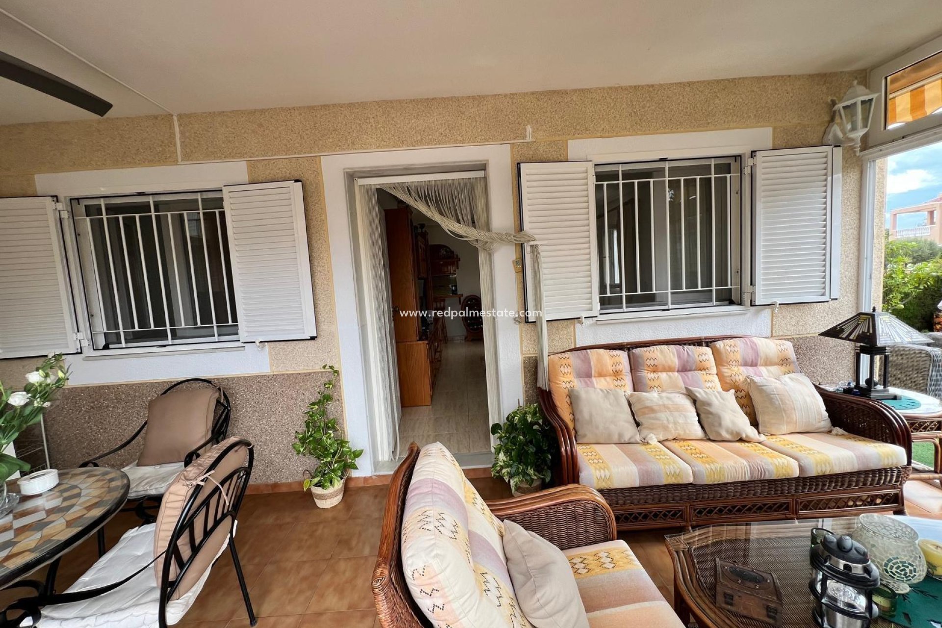 Resale - Bungalow -
Orihuela Costa - Punta Prima