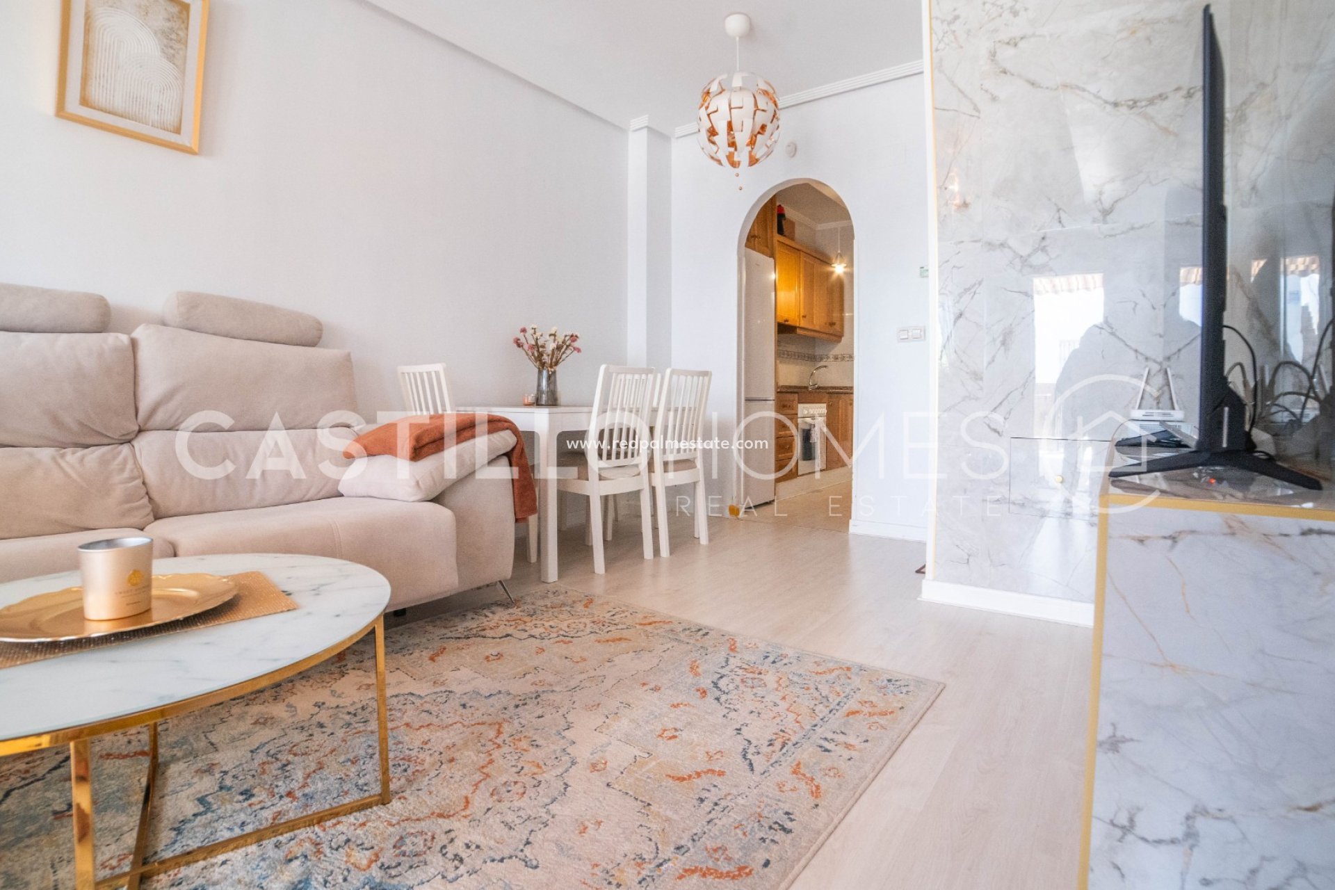 Resale - Bungalow -
Orihuela Costa - Punta prima