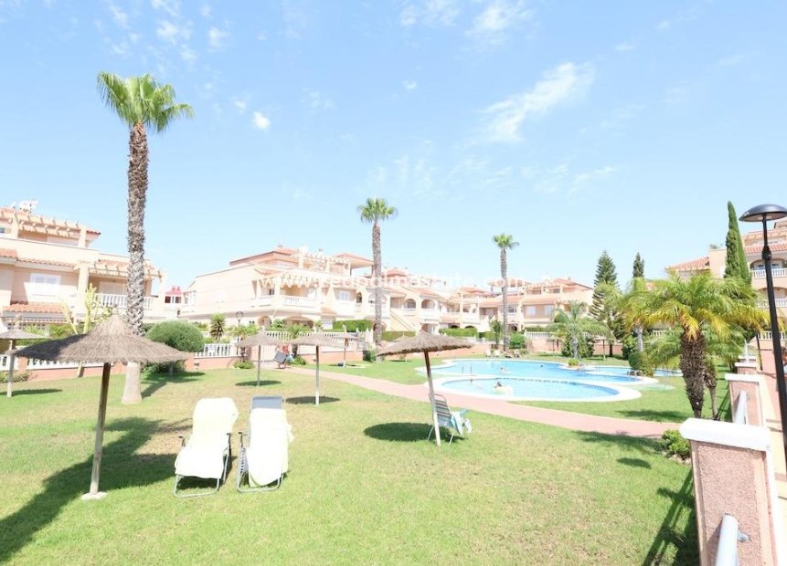 Resale - Bungalow -
Orihuela Costa - Punta prima