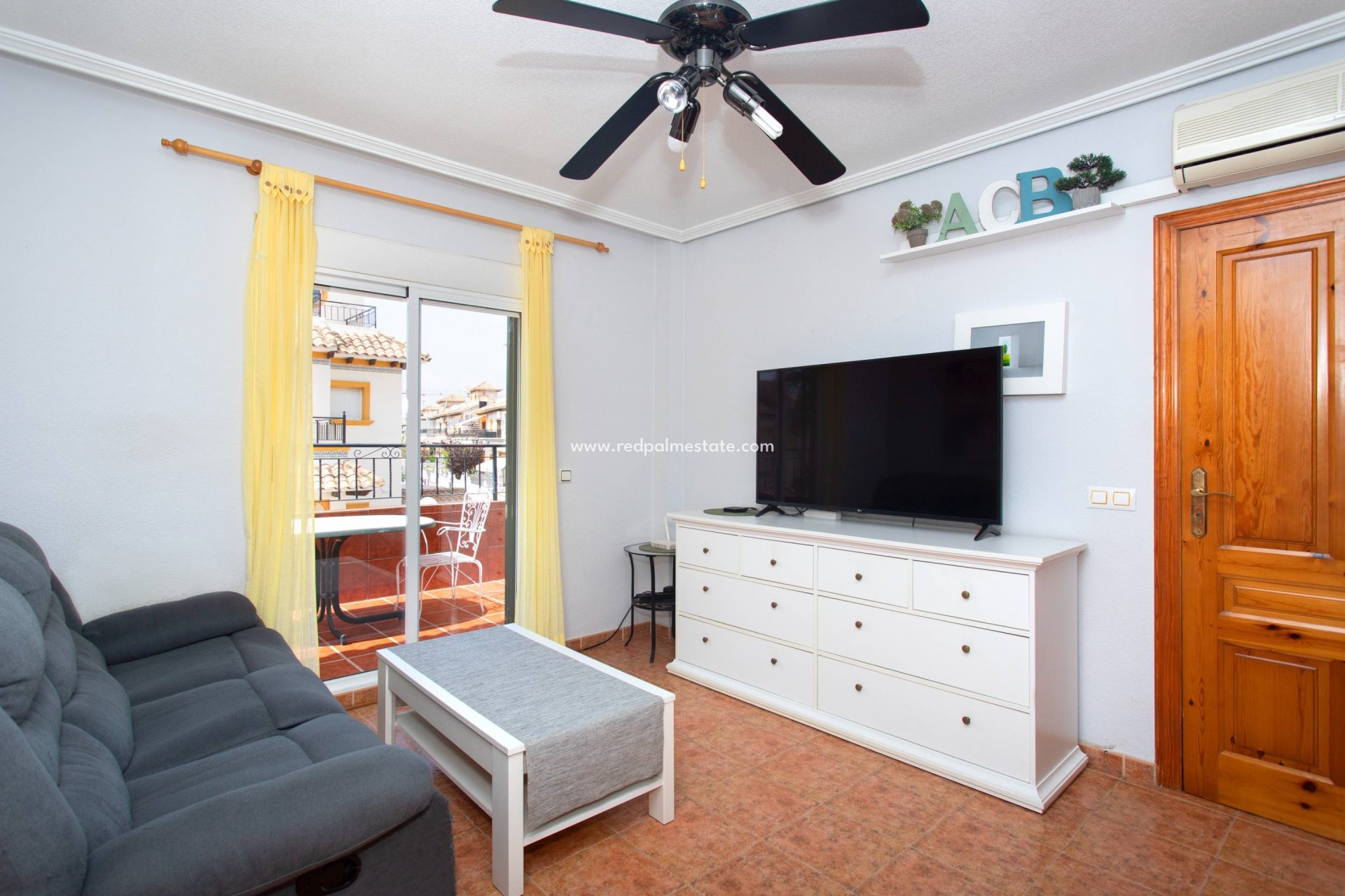 Resale - Bungalow -
Orihuela Costa - Rocio Del Mar