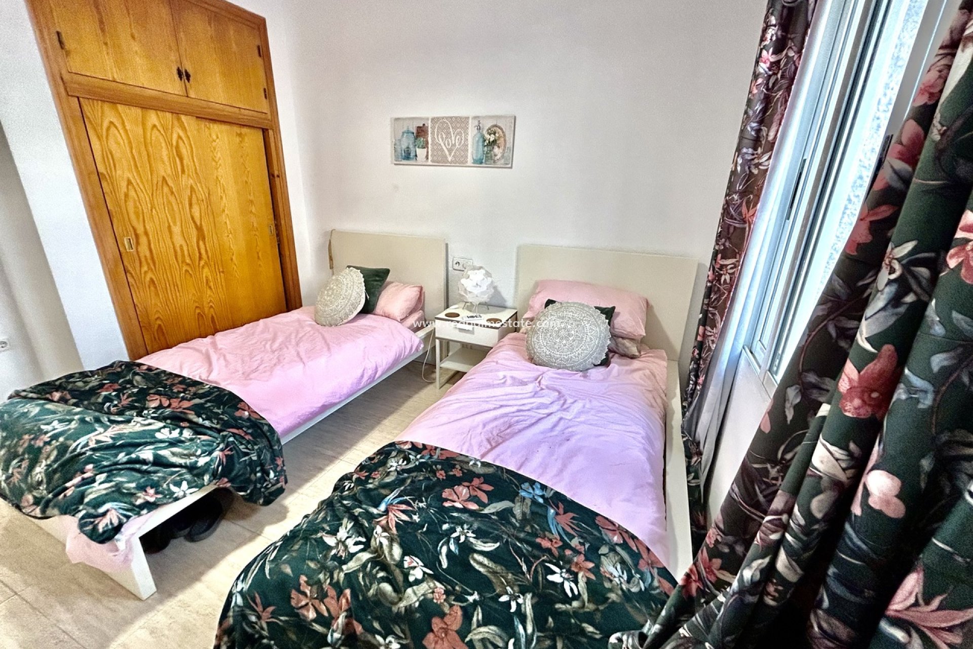 Resale - Bungalow -
Orihuela Costa - Villamartín