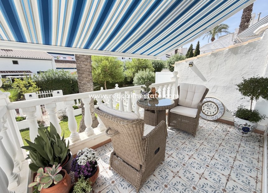Resale - Bungalow -
Orihuela Costa - Villamartín