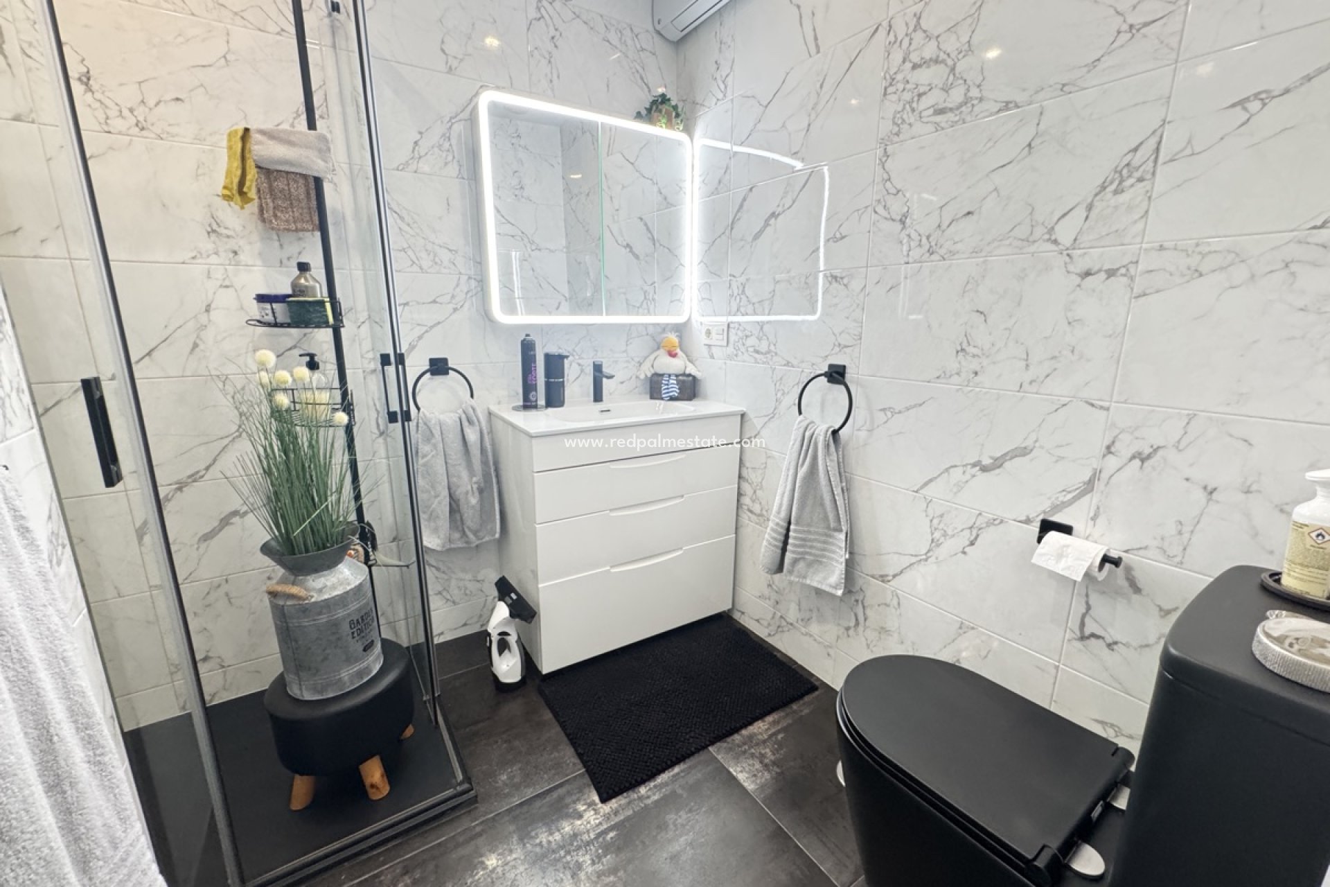 Resale - Bungalow -
Orihuela Costa - Villamartín