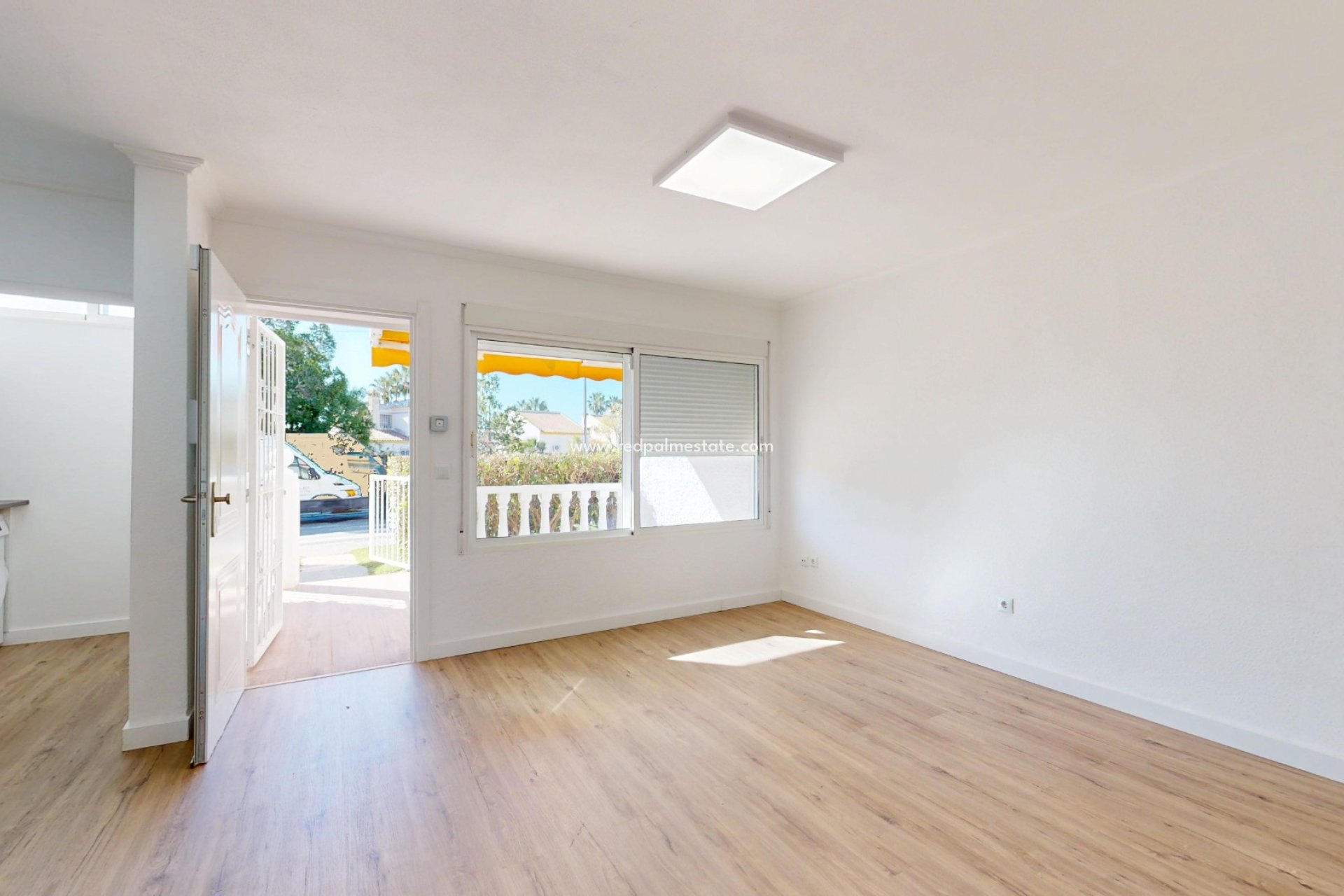 Resale - Bungalow -
Orihuela Costa - Villamartín