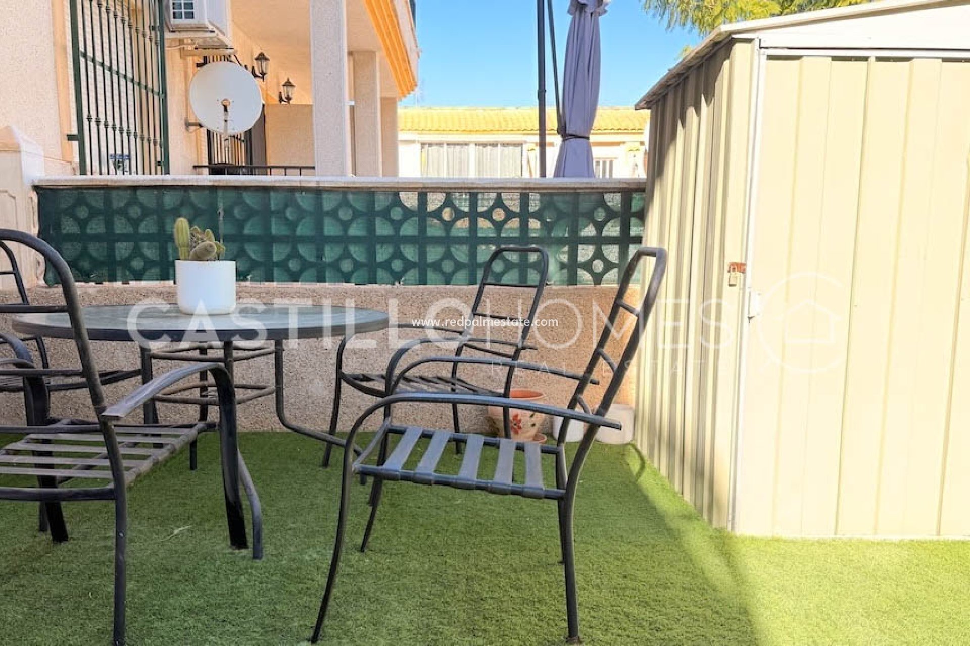 Resale - Bungalow -
Orihuela Costa - Villamartín