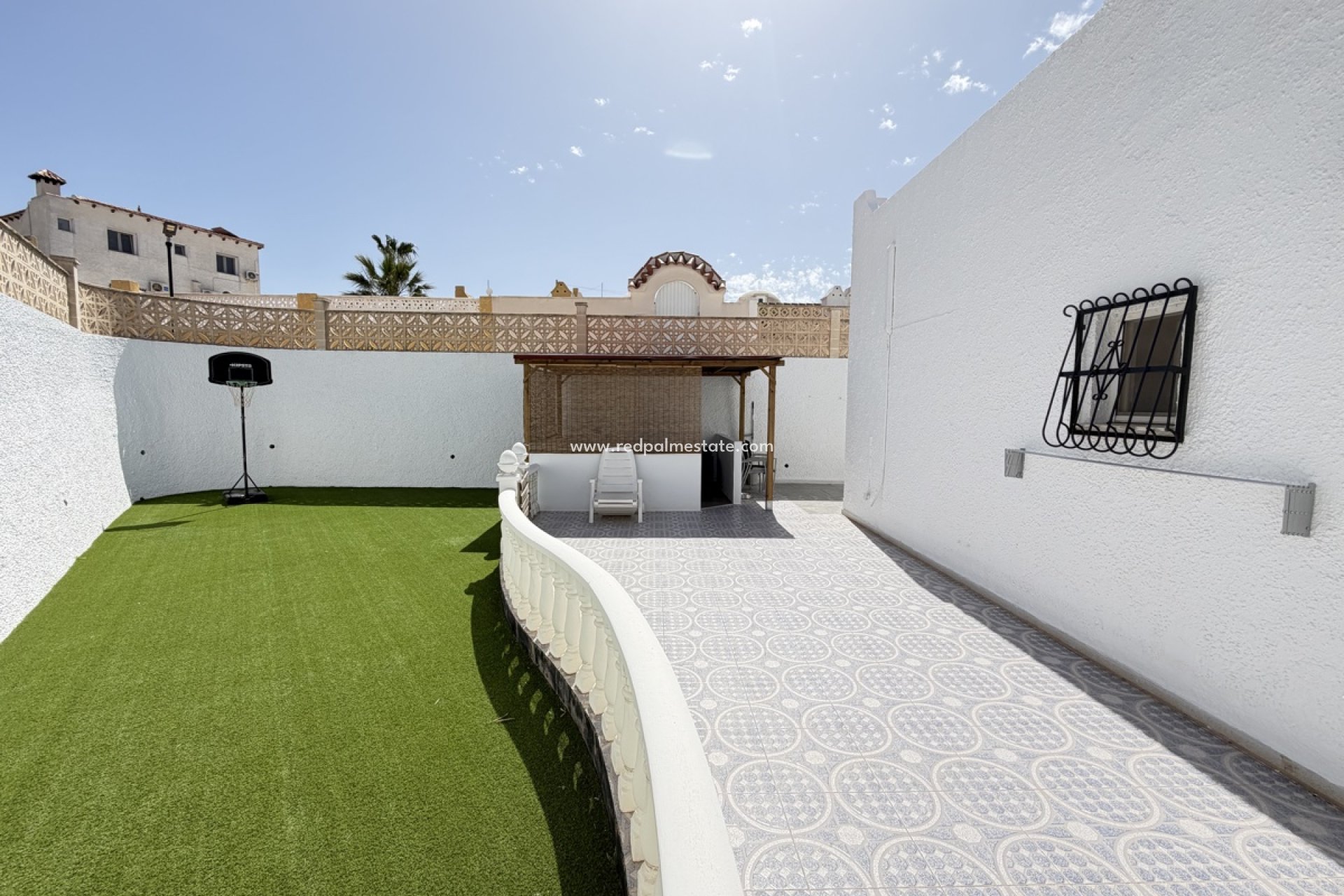 Resale - Bungalow -
Orihuela Costa - Villamartín