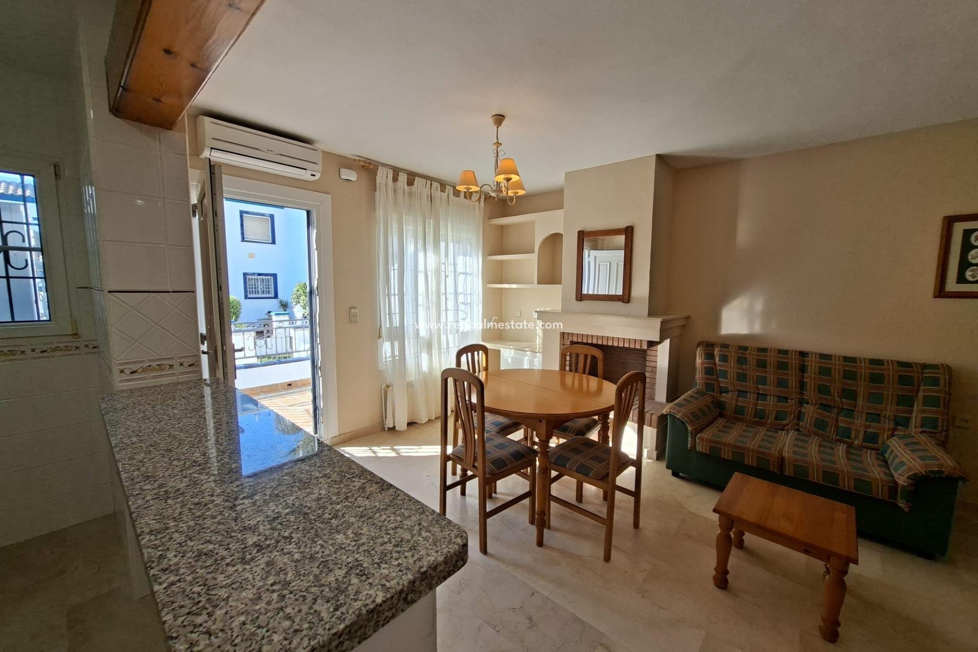 Resale - Bungalow -
Orihuela Costa - Villamartín