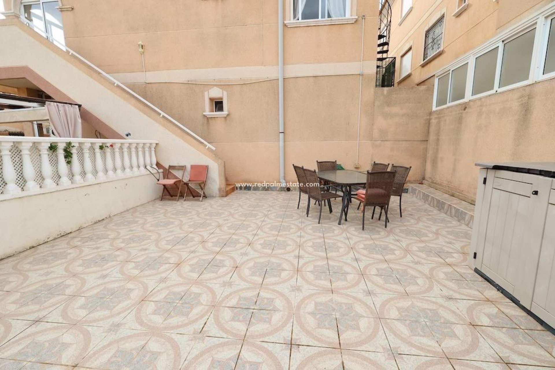 Resale - Bungalow -
Orihuela Costa