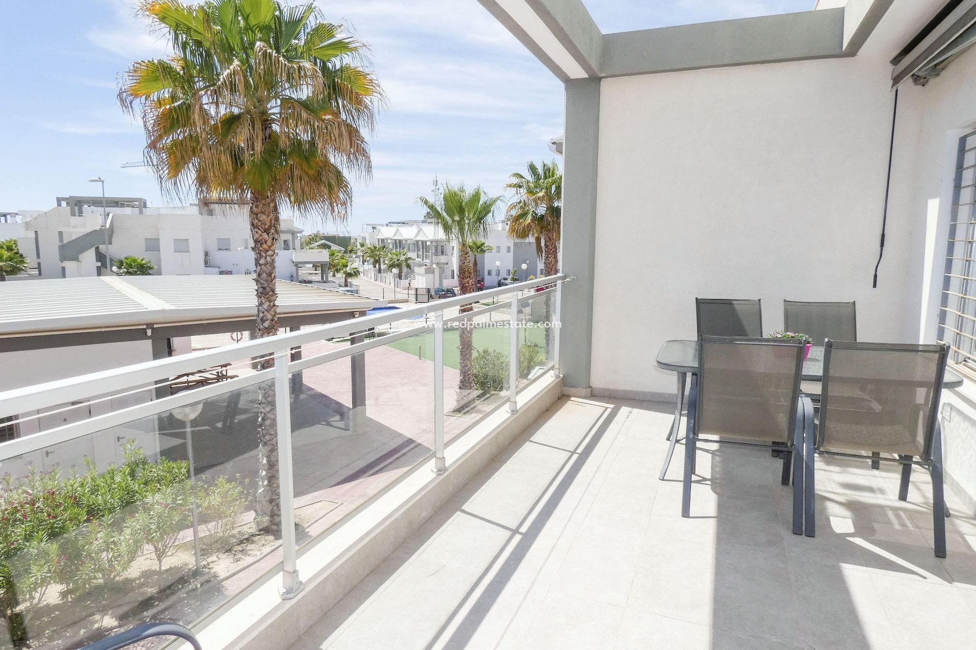 Resale - Bungalow -
Orihuela Costa