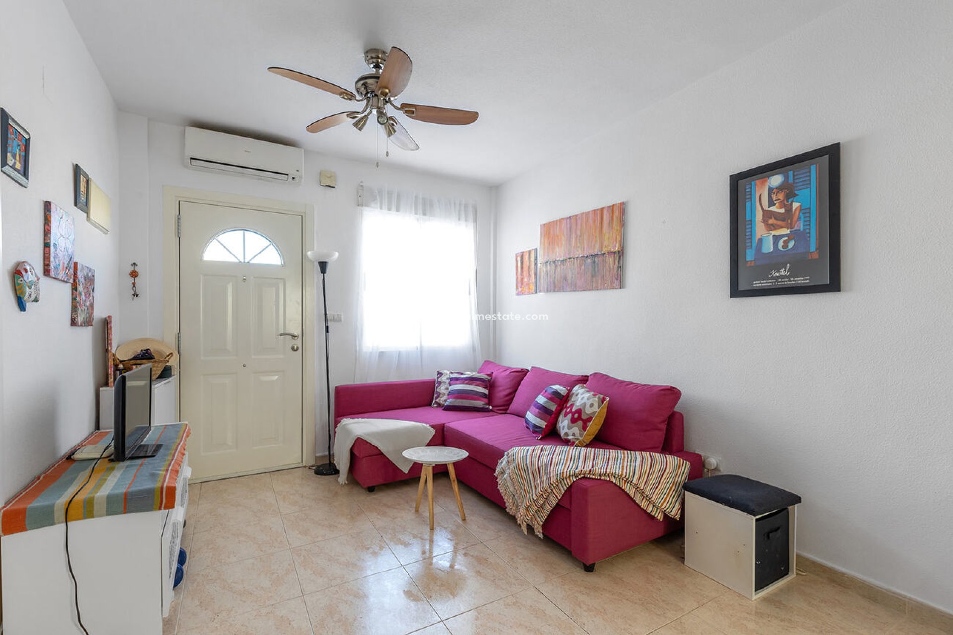 Resale - Bungalow -
Orihuela Costa