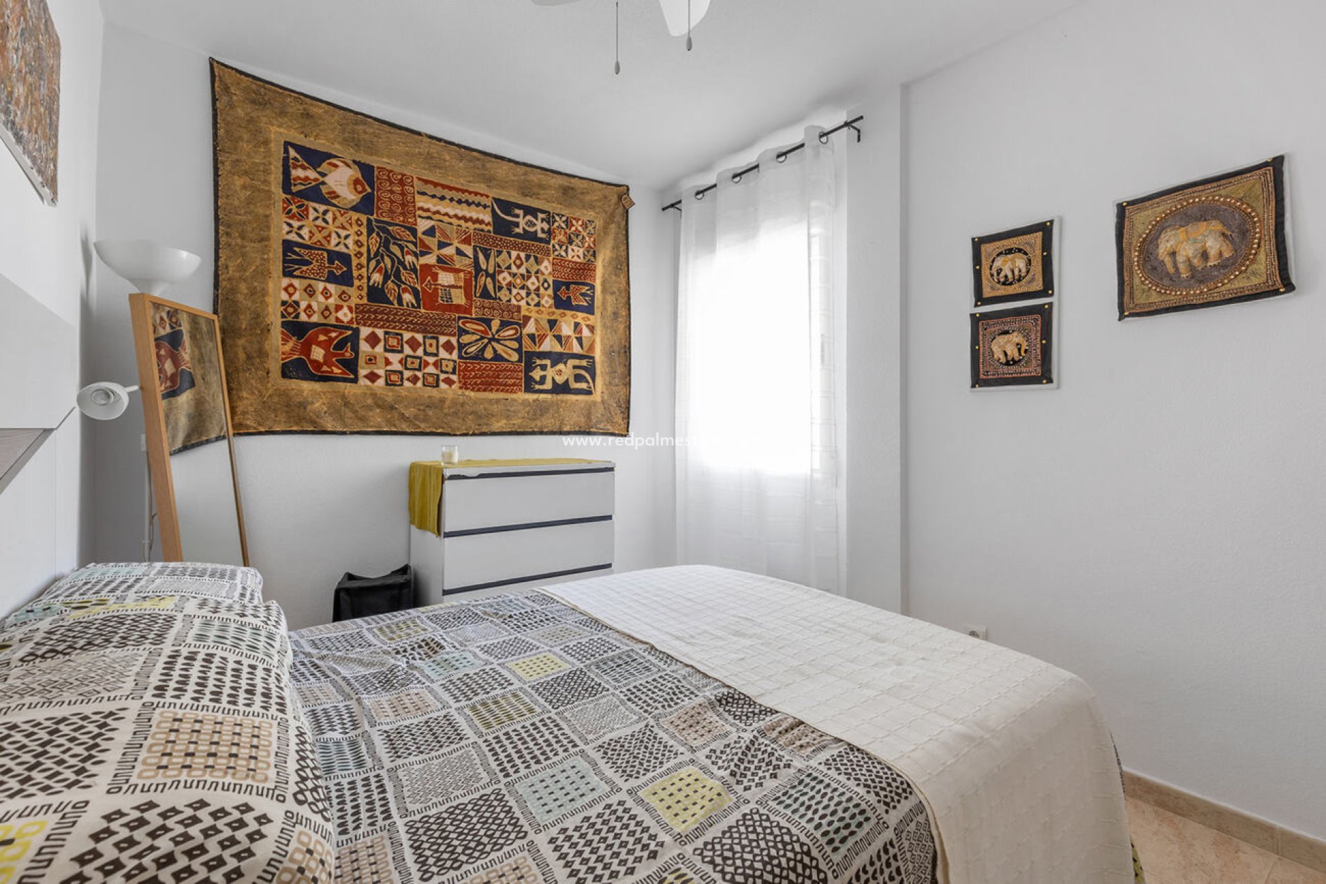 Resale - Bungalow -
Orihuela Costa