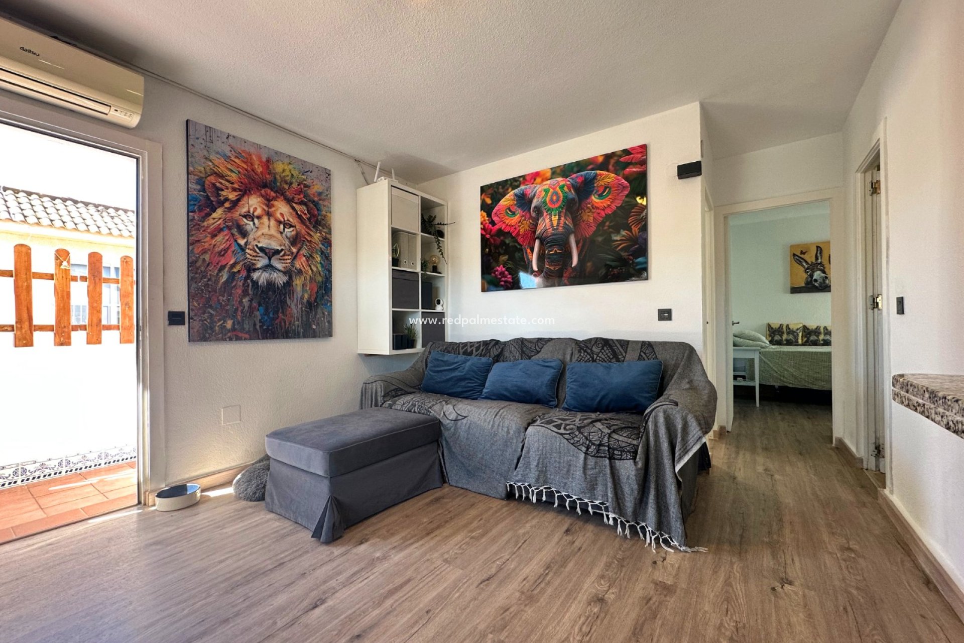 Resale - Bungalow -
Orihuela Costa