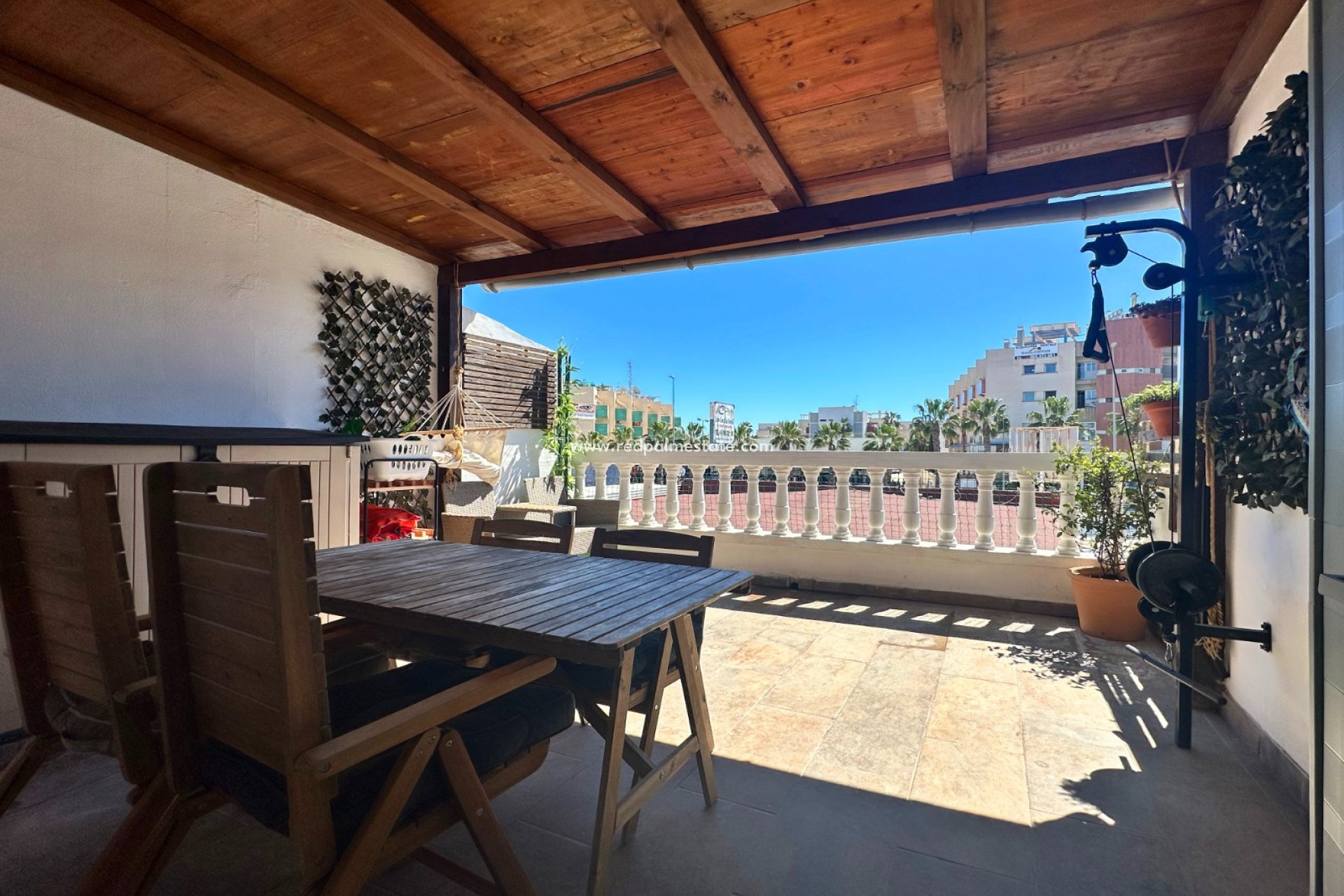 Resale - Bungalow -
Orihuela Costa